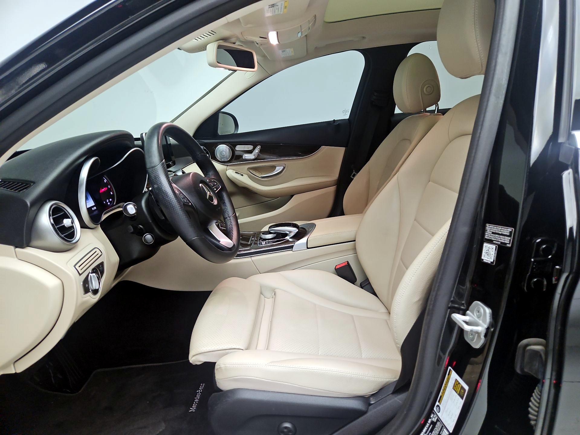 Thumbnail: 2015 Mercedes-Benz C-Class - 11