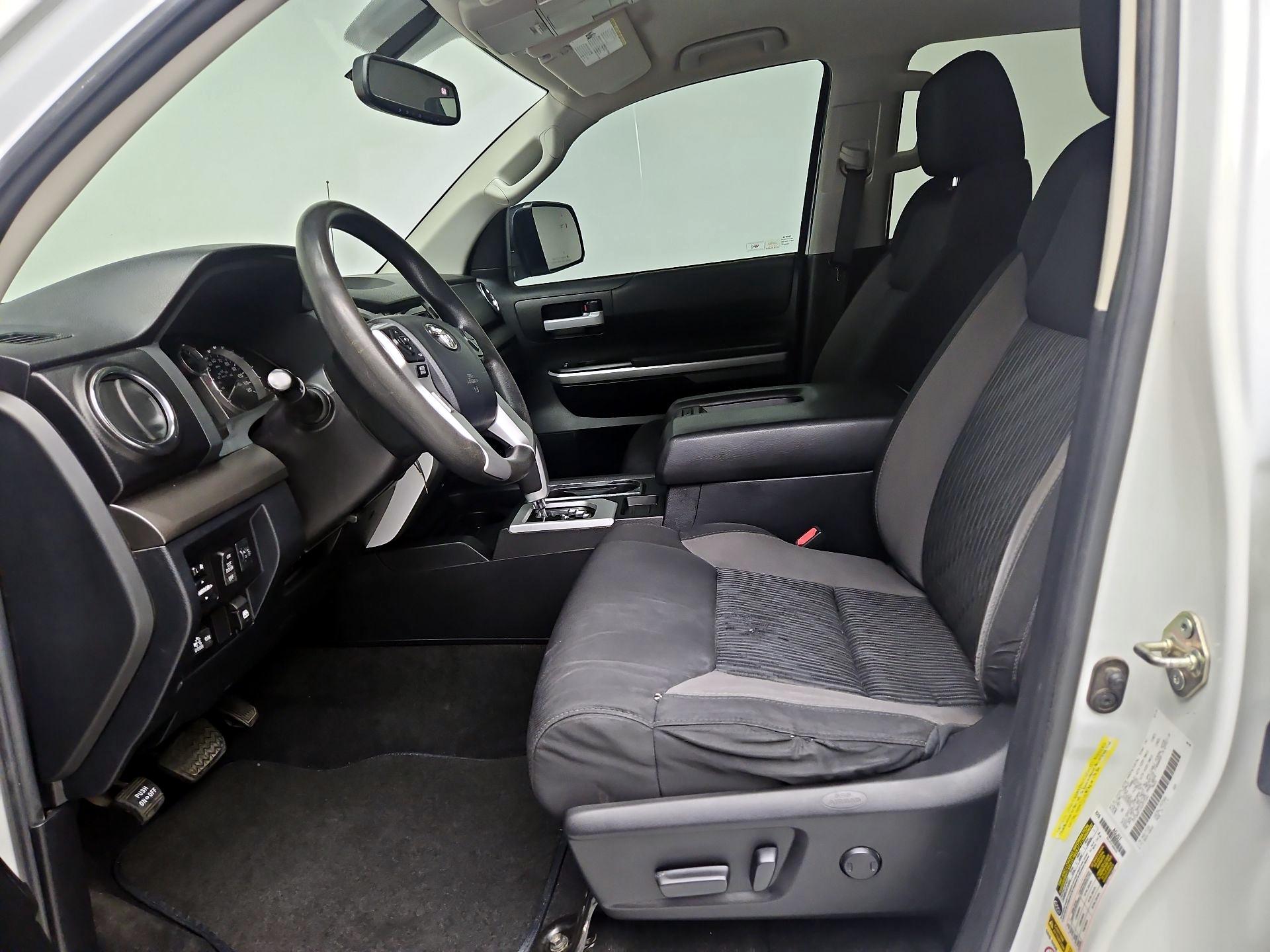 Thumbnail: 2016 Toyota Tundra - 11