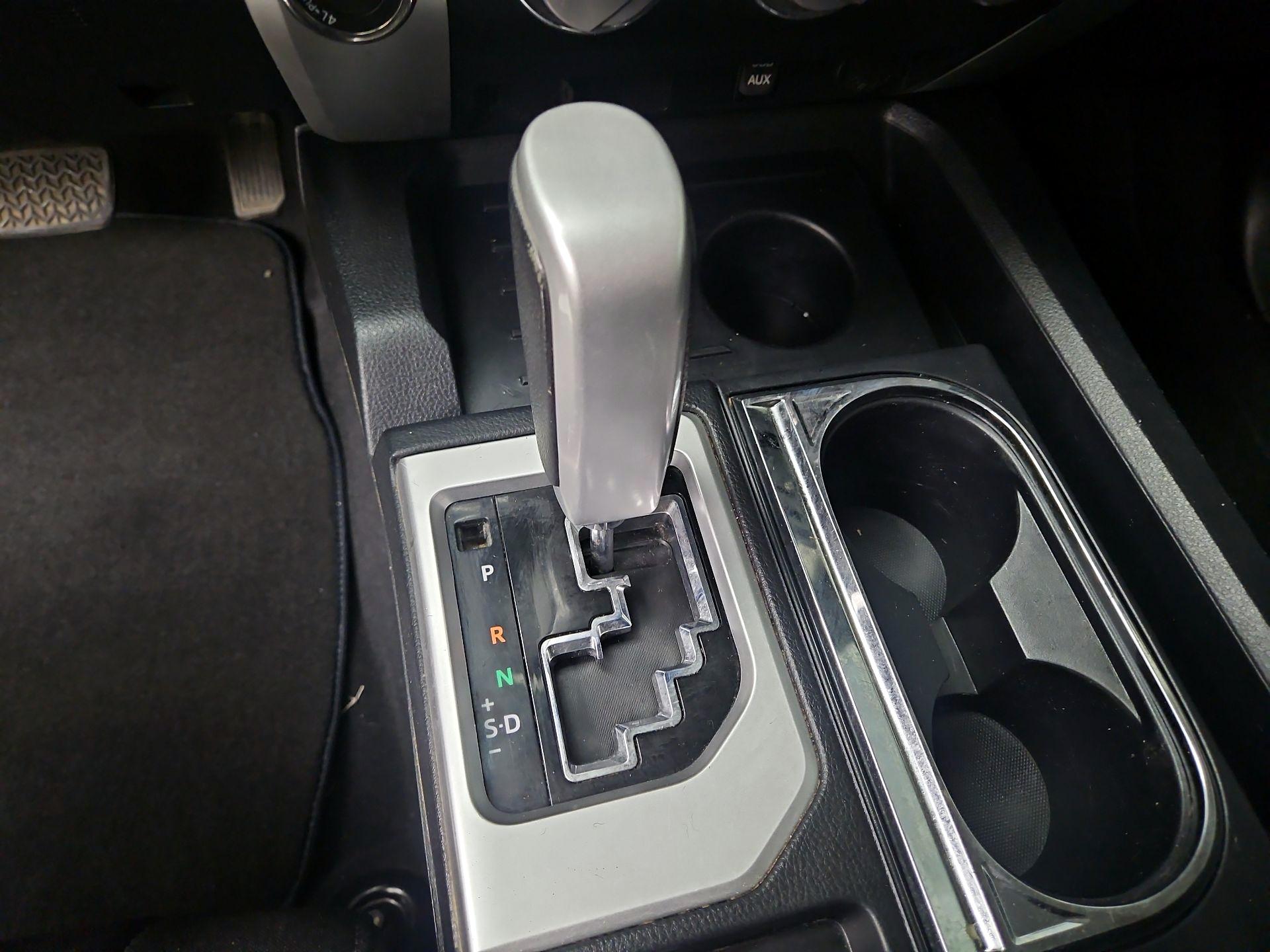 Thumbnail: 2016 Toyota Tundra - 17