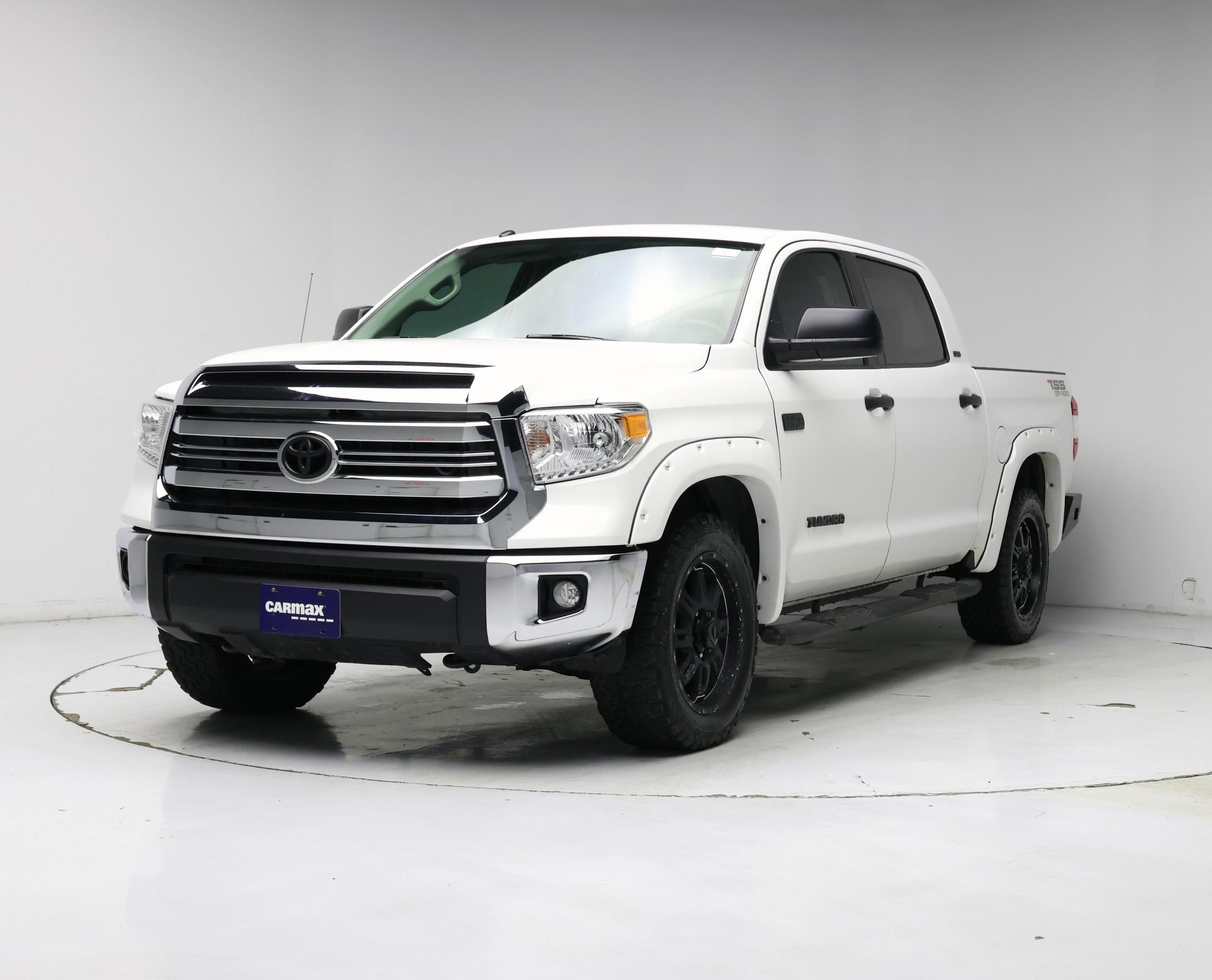 Thumbnail: 2016 Toyota Tundra - 4