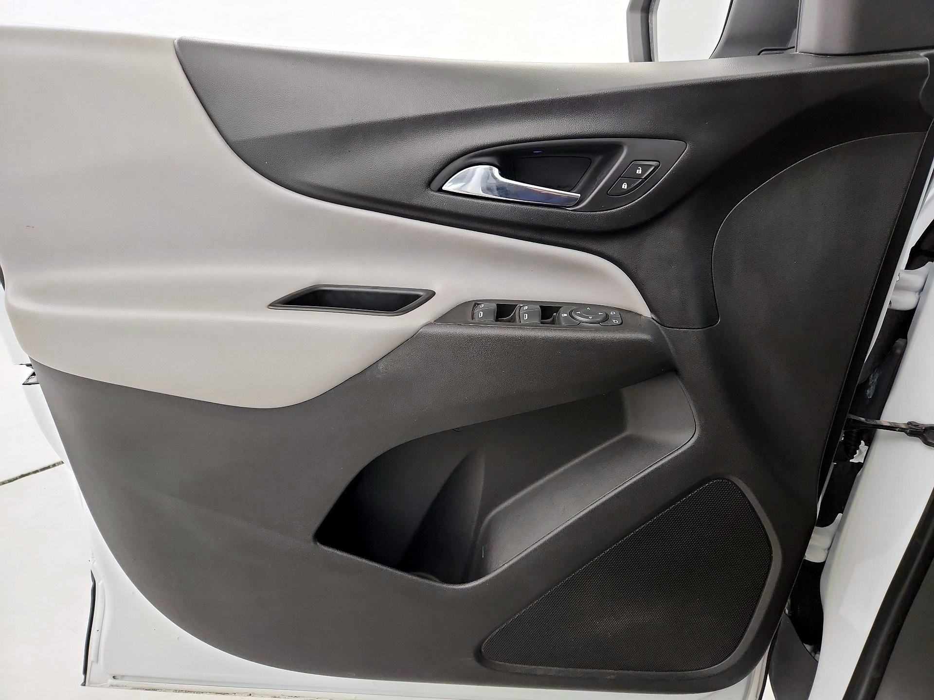 Thumbnail: 2020 Chevrolet Equinox - 12