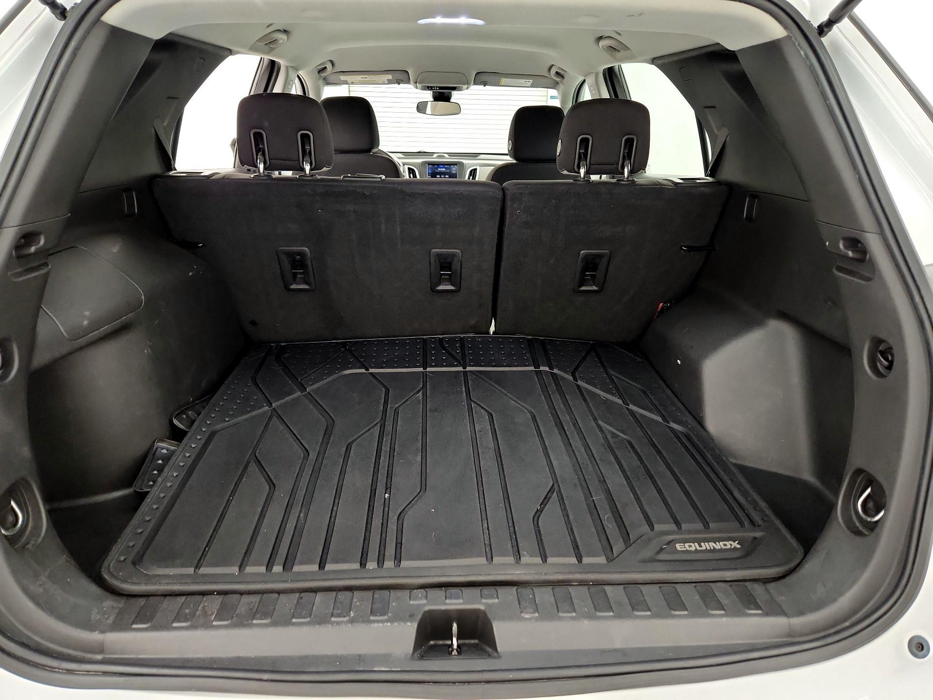 Thumbnail: 2020 Chevrolet Equinox - 20