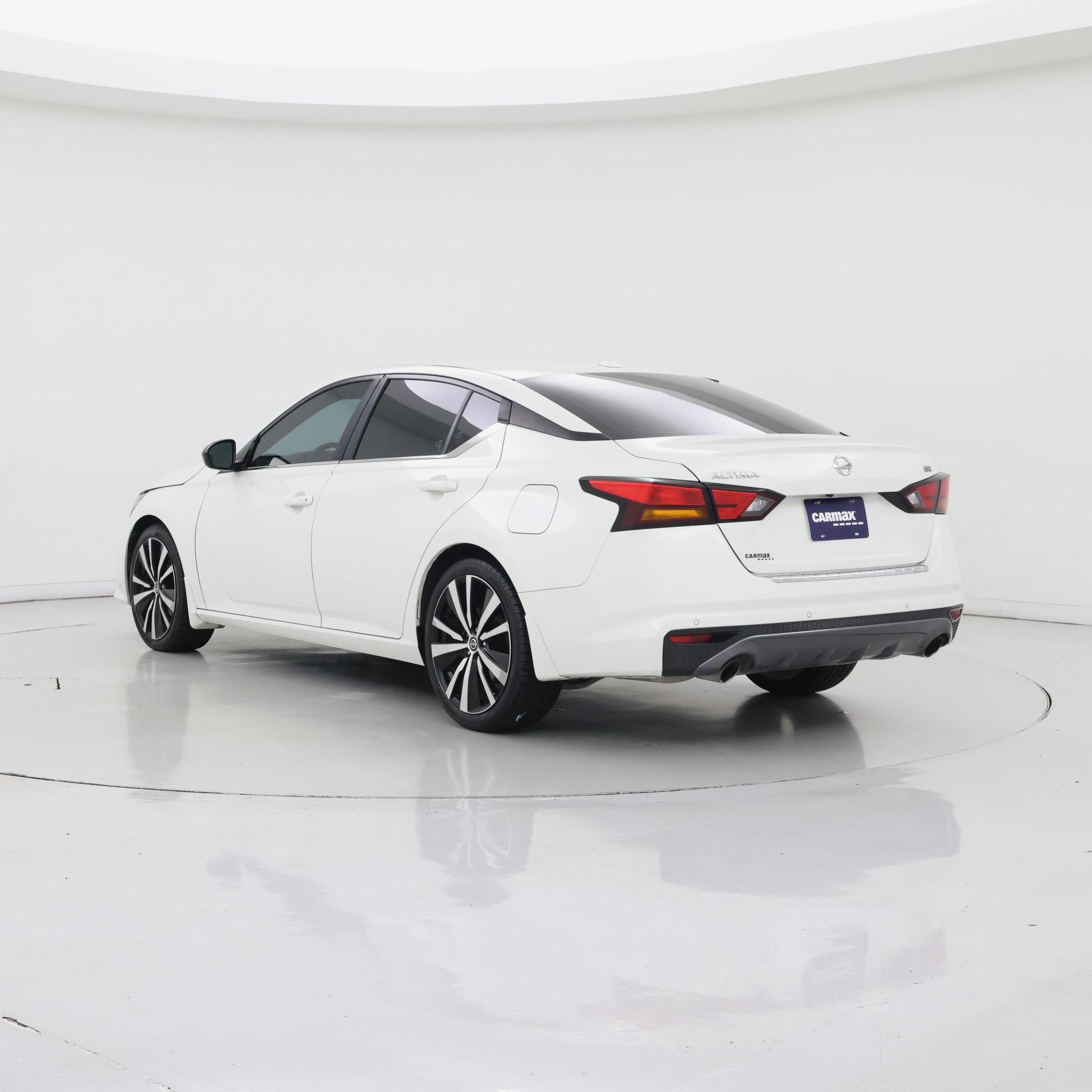 Thumbnail: 2021 Nissan Altima - 2
