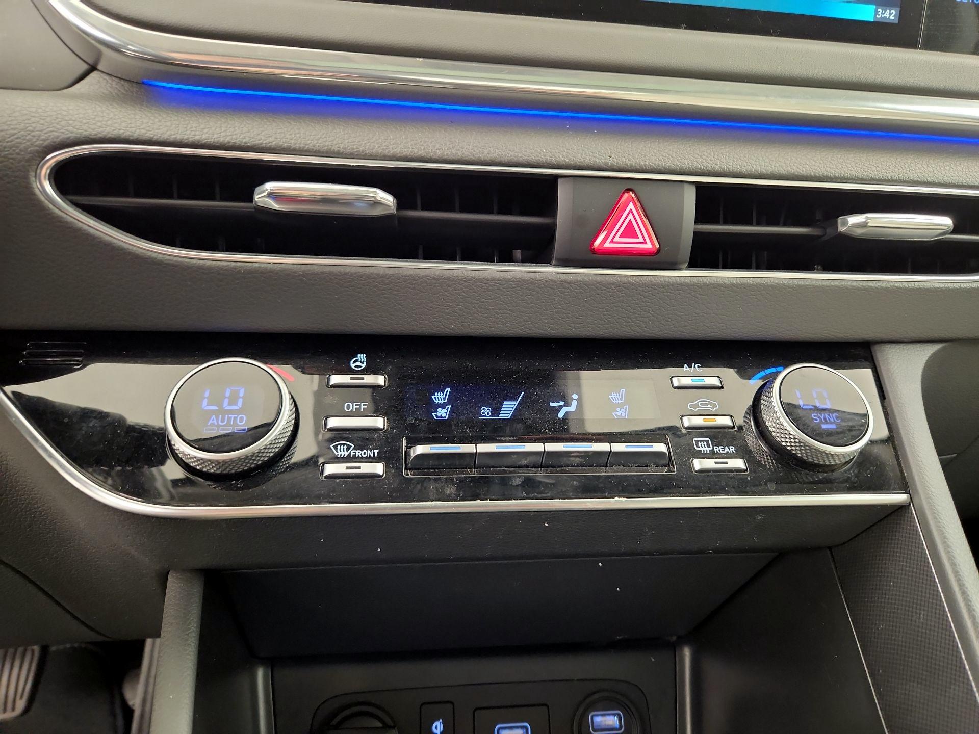 Thumbnail: 2022 Hyundai Sonata - 16