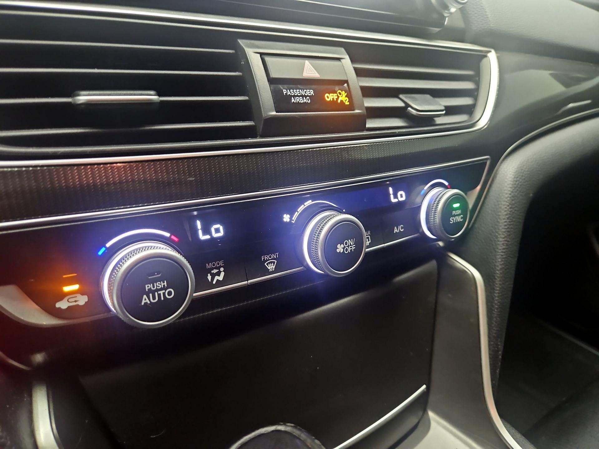 Thumbnail: 2018 Honda Accord - 16