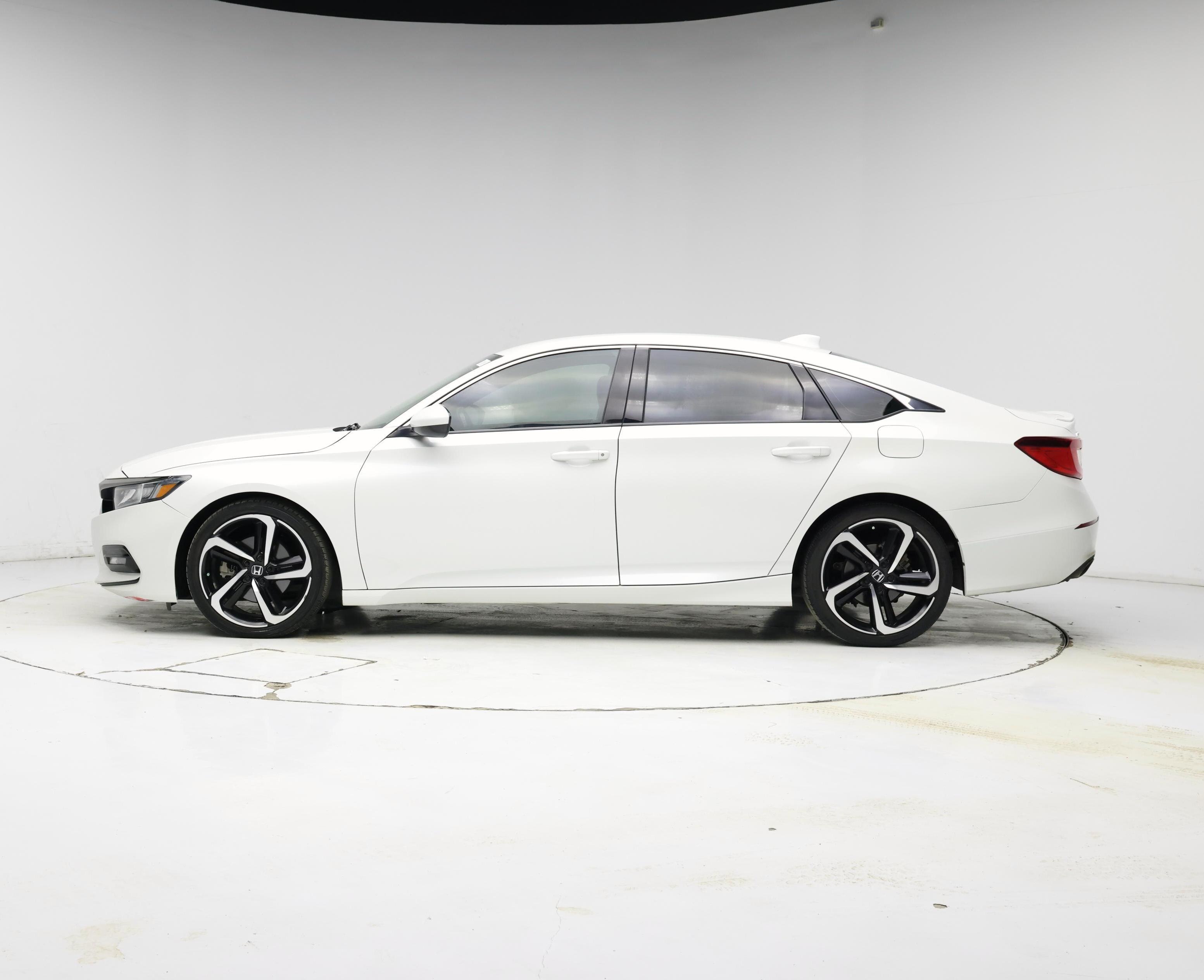 Thumbnail: 2018 Honda Accord - 3