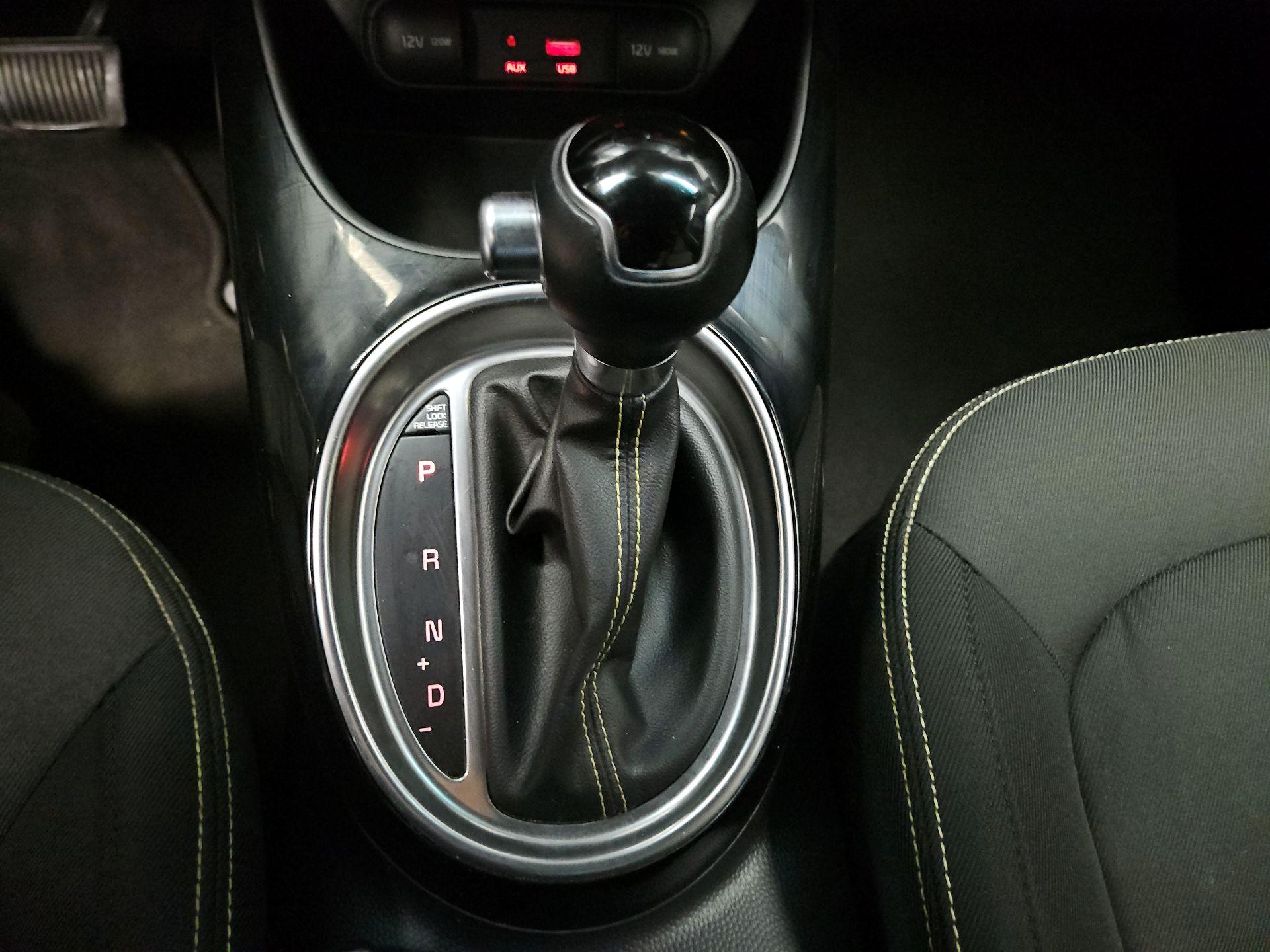 Thumbnail: 2016 Kia Soul - 17