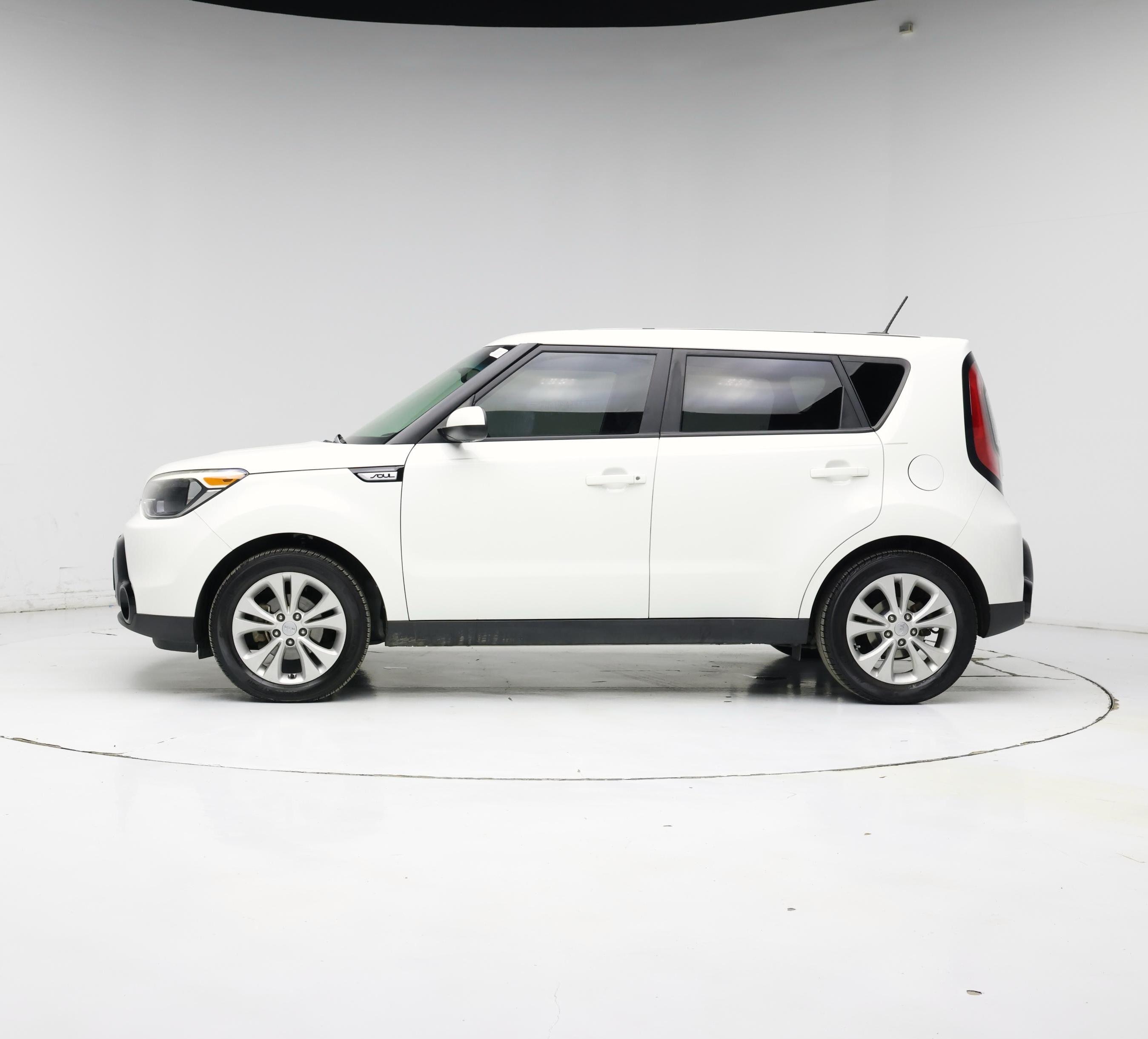 Thumbnail: 2016 Kia Soul - 3