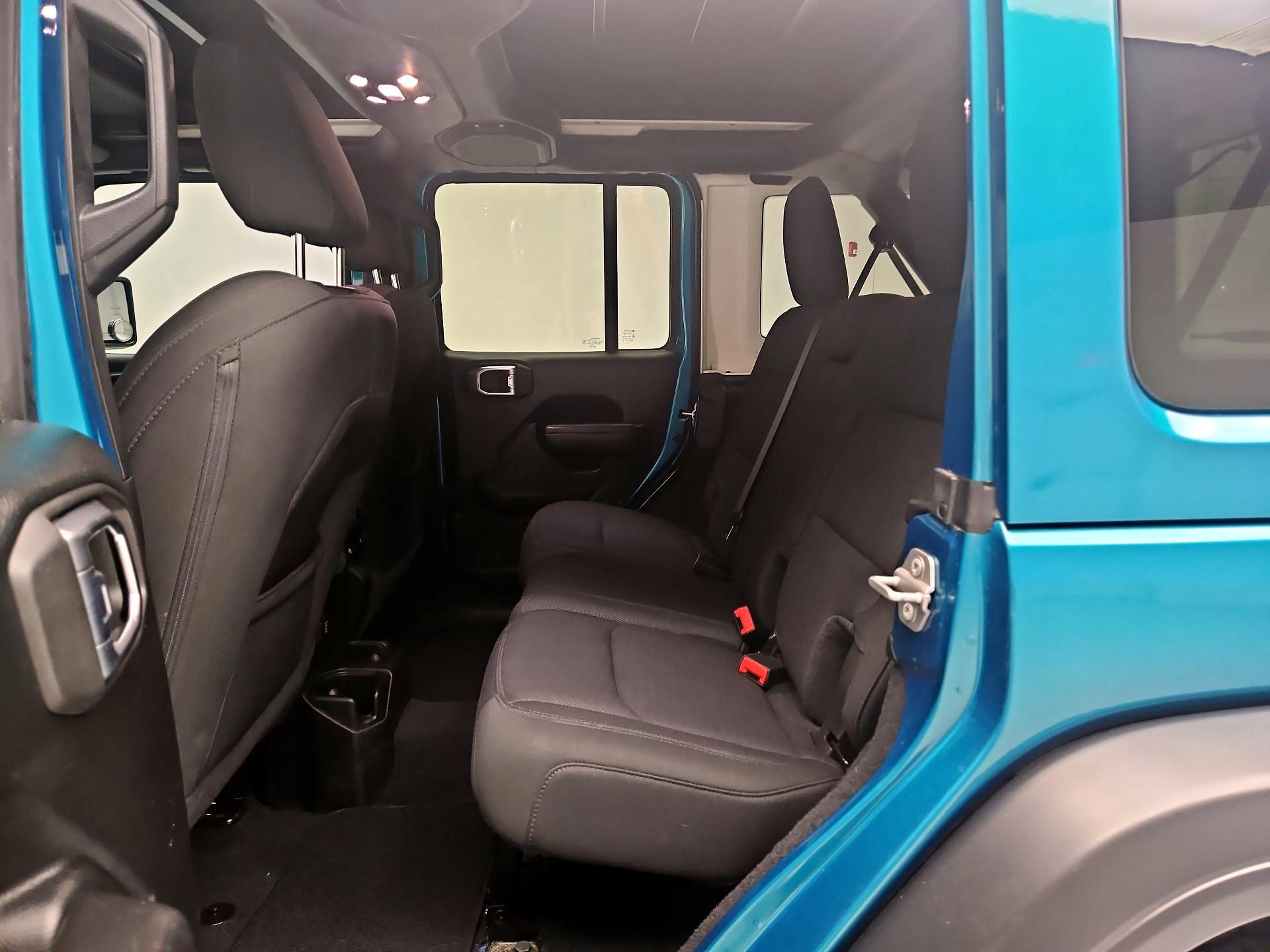 Thumbnail: 2020 Jeep Wrangler - 20