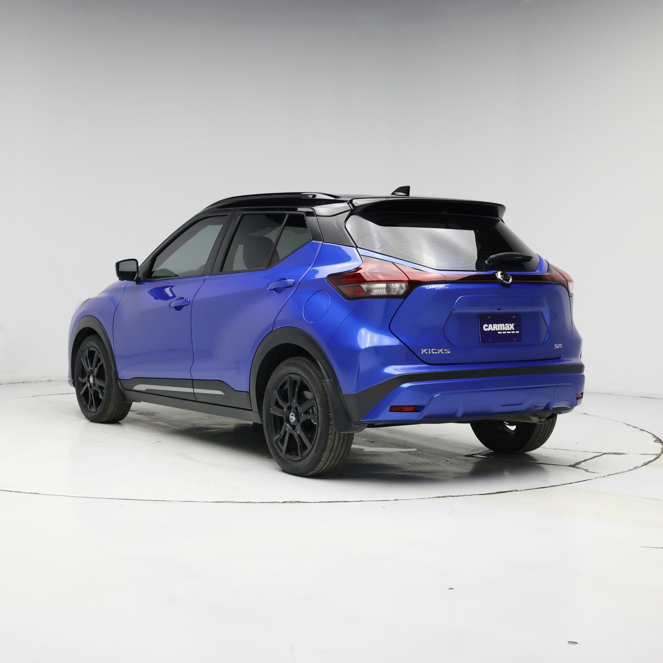 Thumbnail: 2021 Nissan Kicks - 2