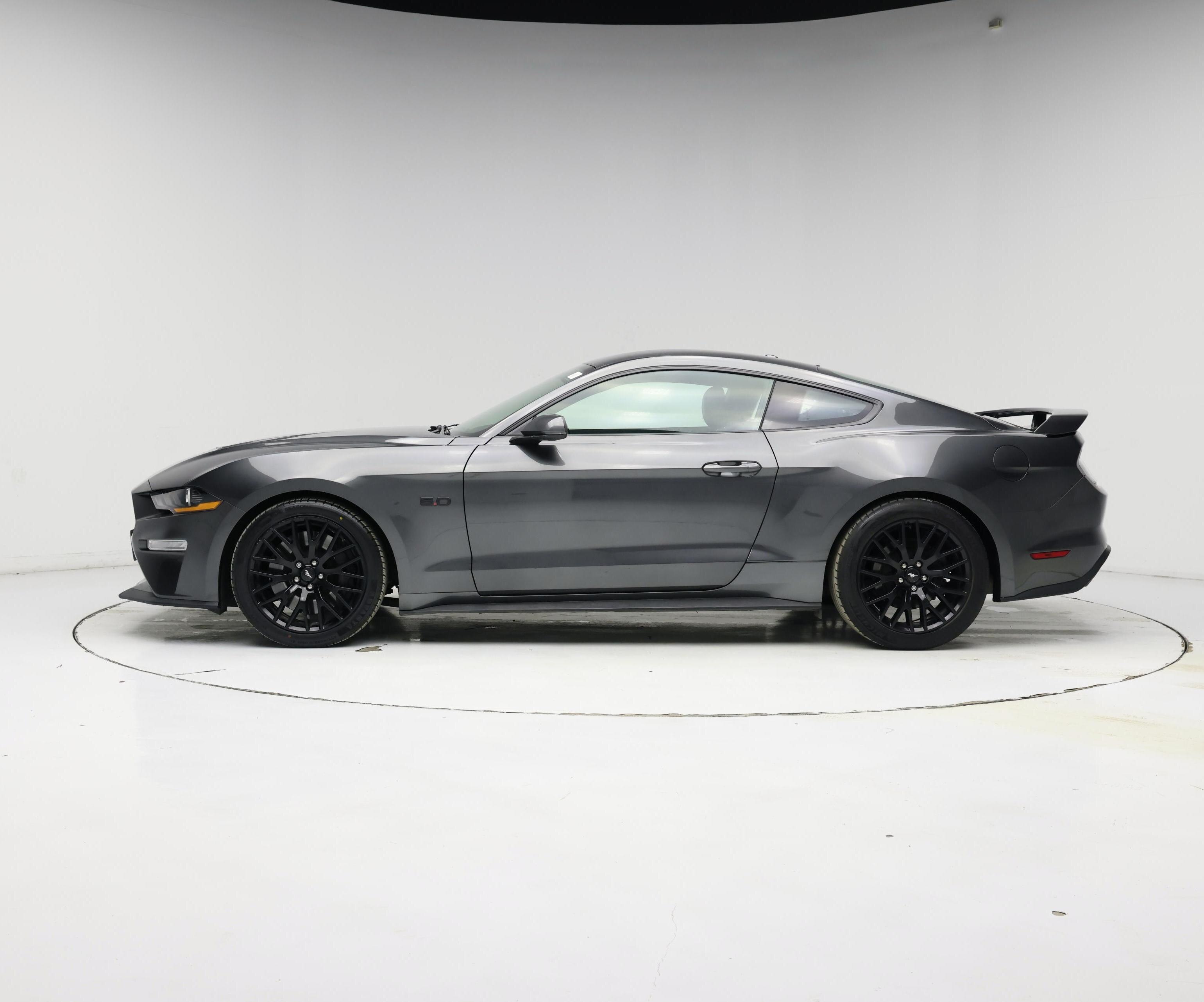 Thumbnail: 2019 Ford Mustang - 3