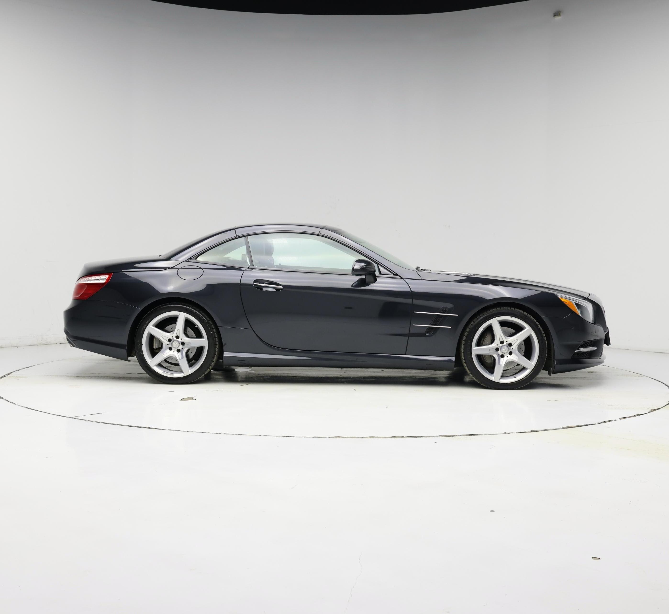 Thumbnail: 2016 Mercedes-Benz SL-Class - 7