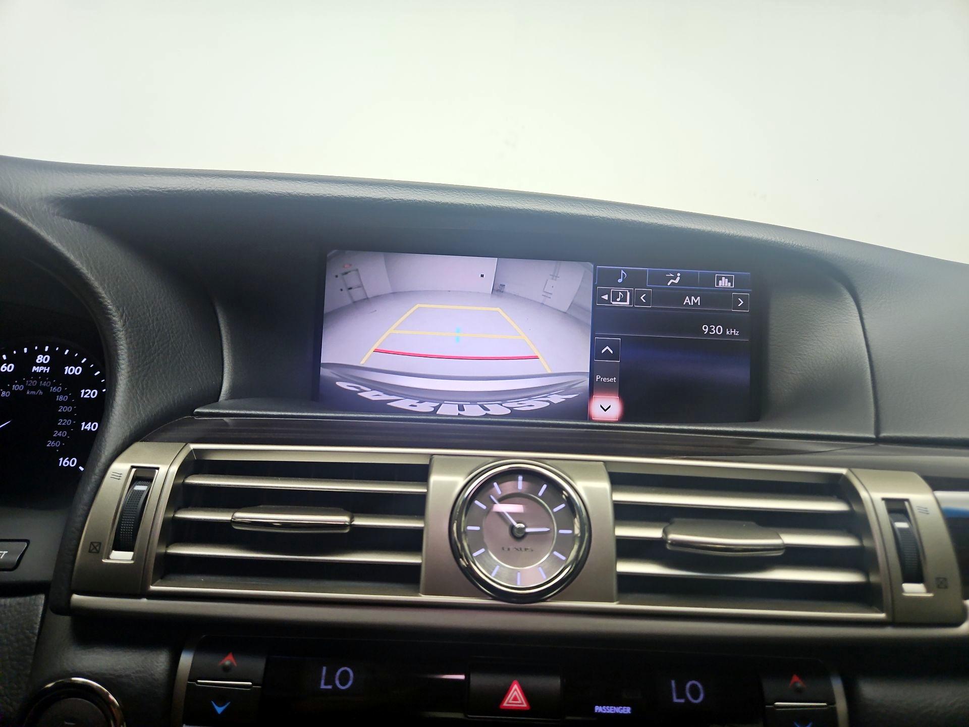 Thumbnail: 2015 Lexus LS - 15