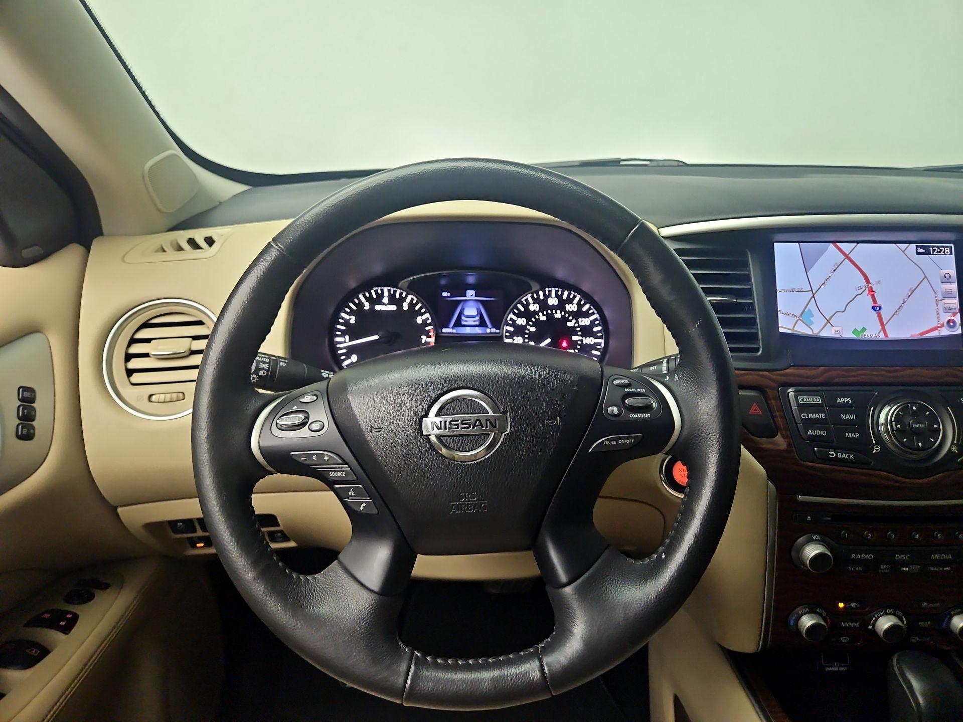 Thumbnail: 2020 Nissan Pathfinder - 10