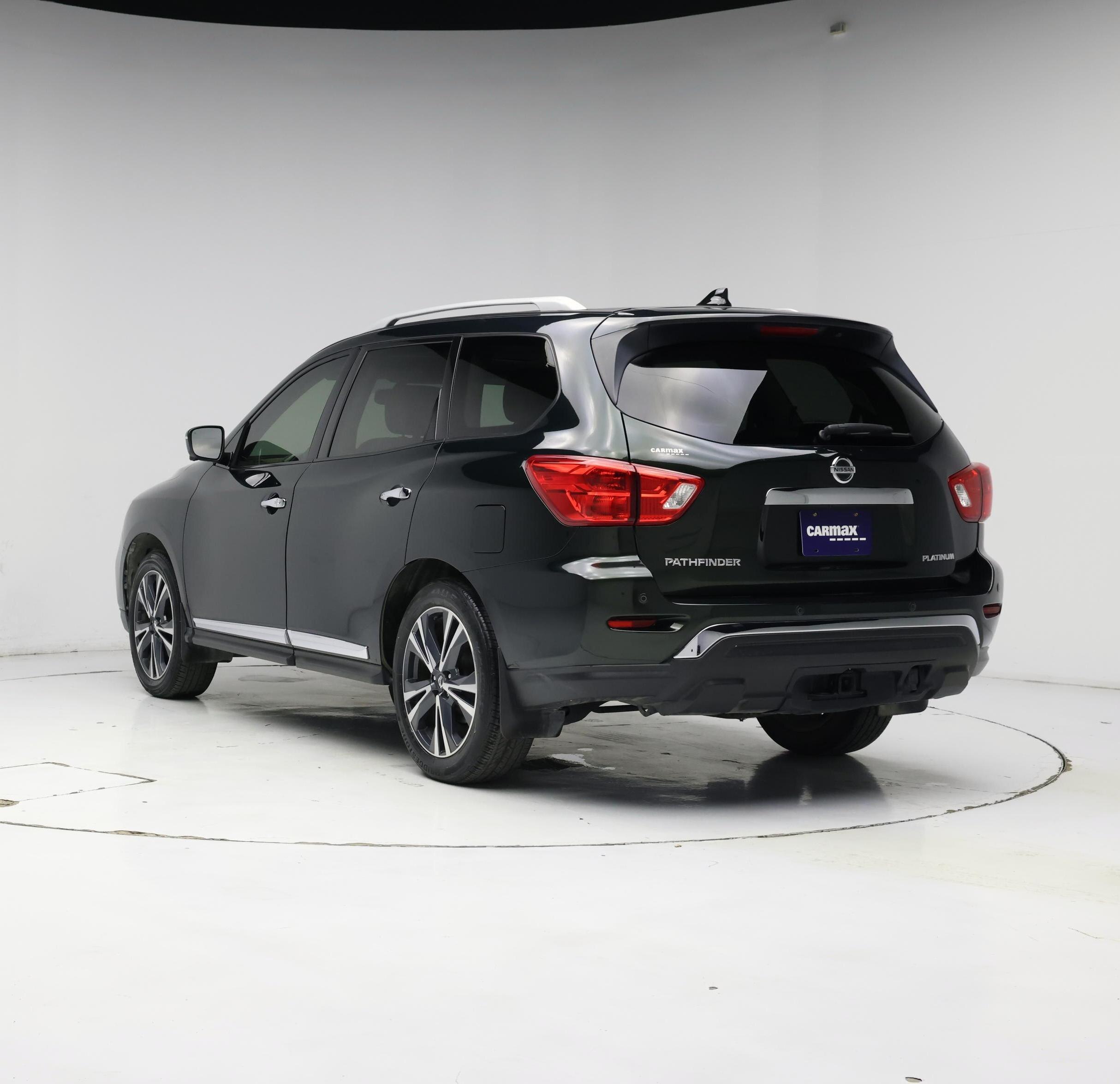 Thumbnail: 2020 Nissan Pathfinder - 2