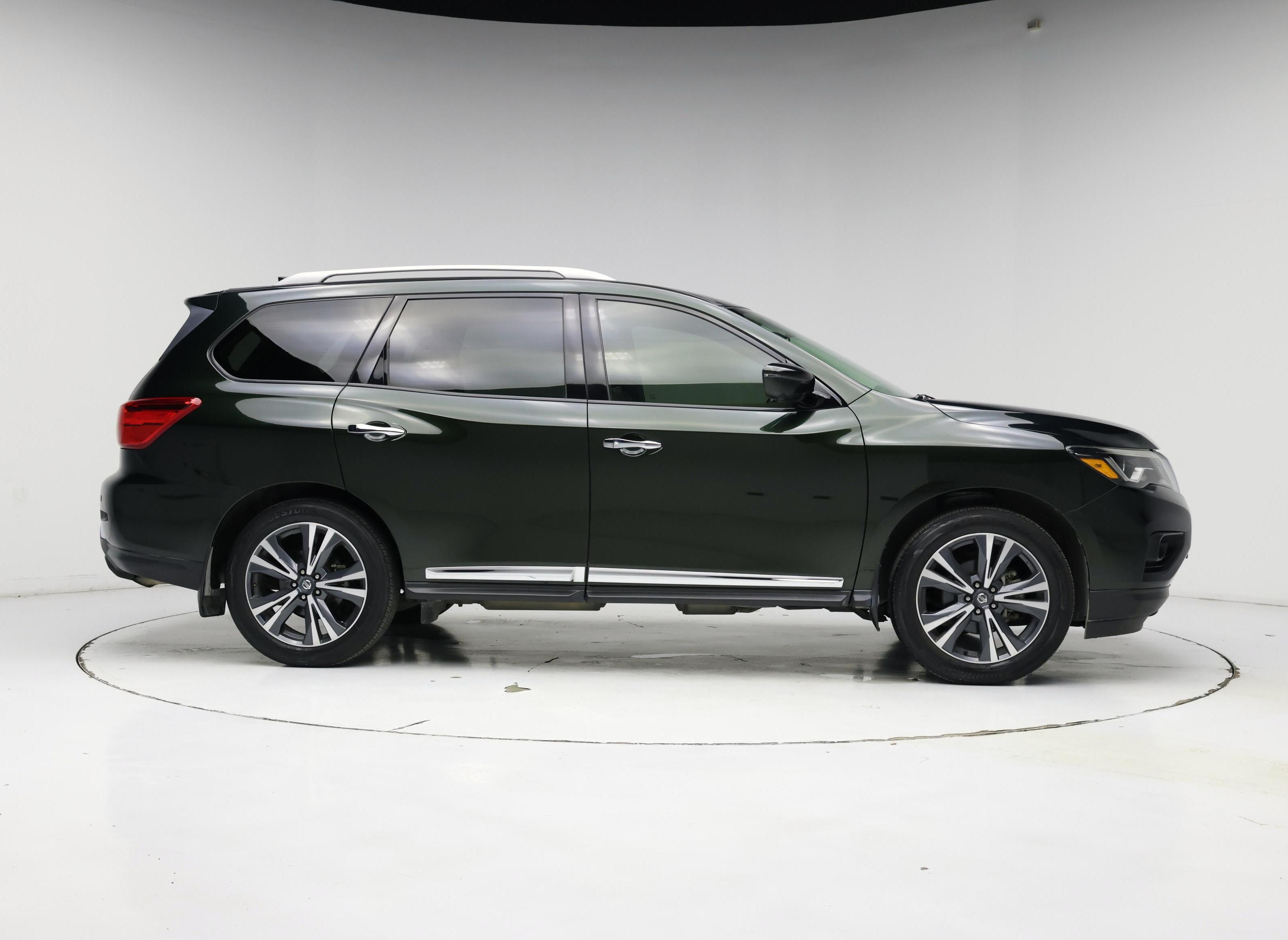 Thumbnail: 2020 Nissan Pathfinder - 7