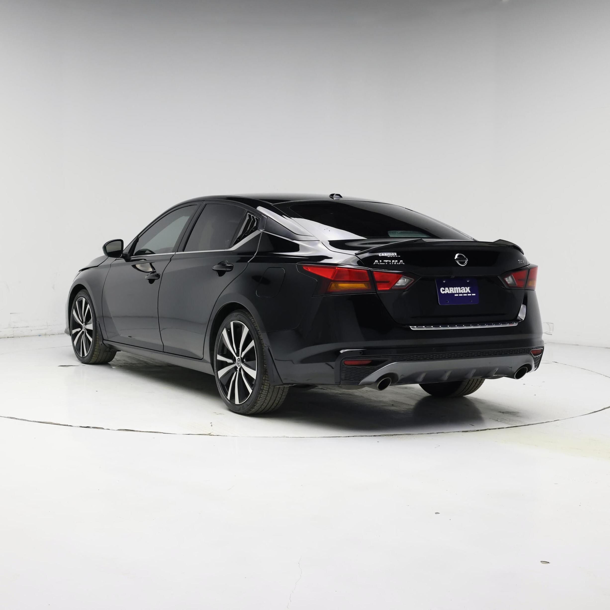 Thumbnail: 2022 Nissan Altima - 2