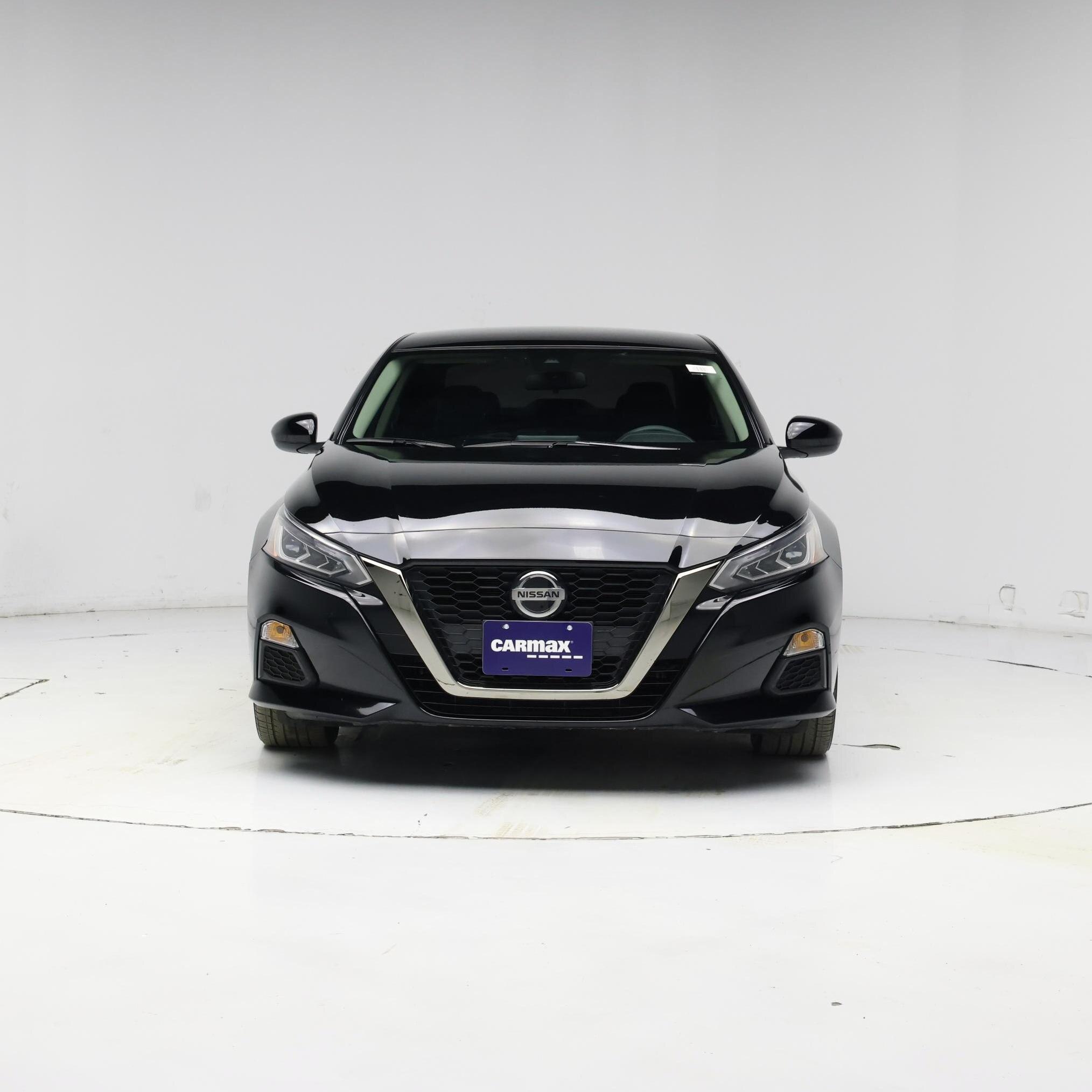 Thumbnail: 2022 Nissan Altima - 5