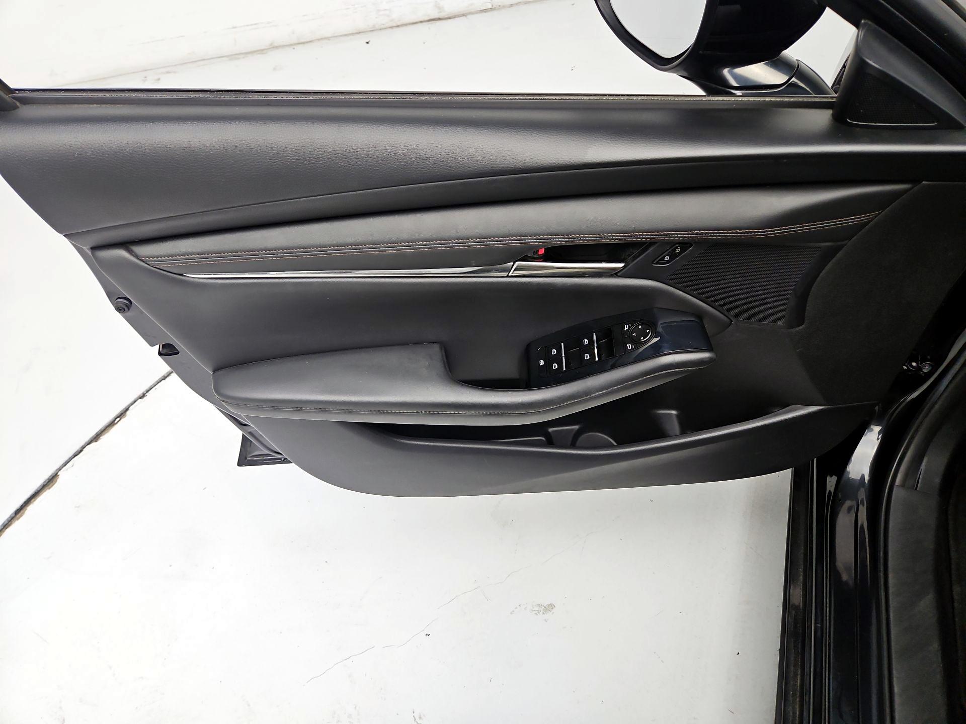 Thumbnail: 2019 Mazda Mazda3 - 12