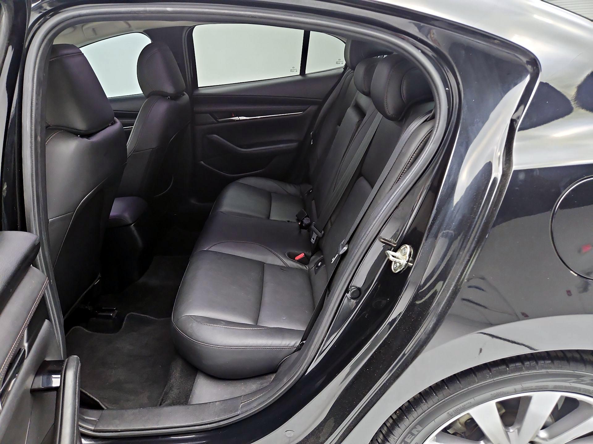 Thumbnail: 2019 Mazda Mazda3 - 19