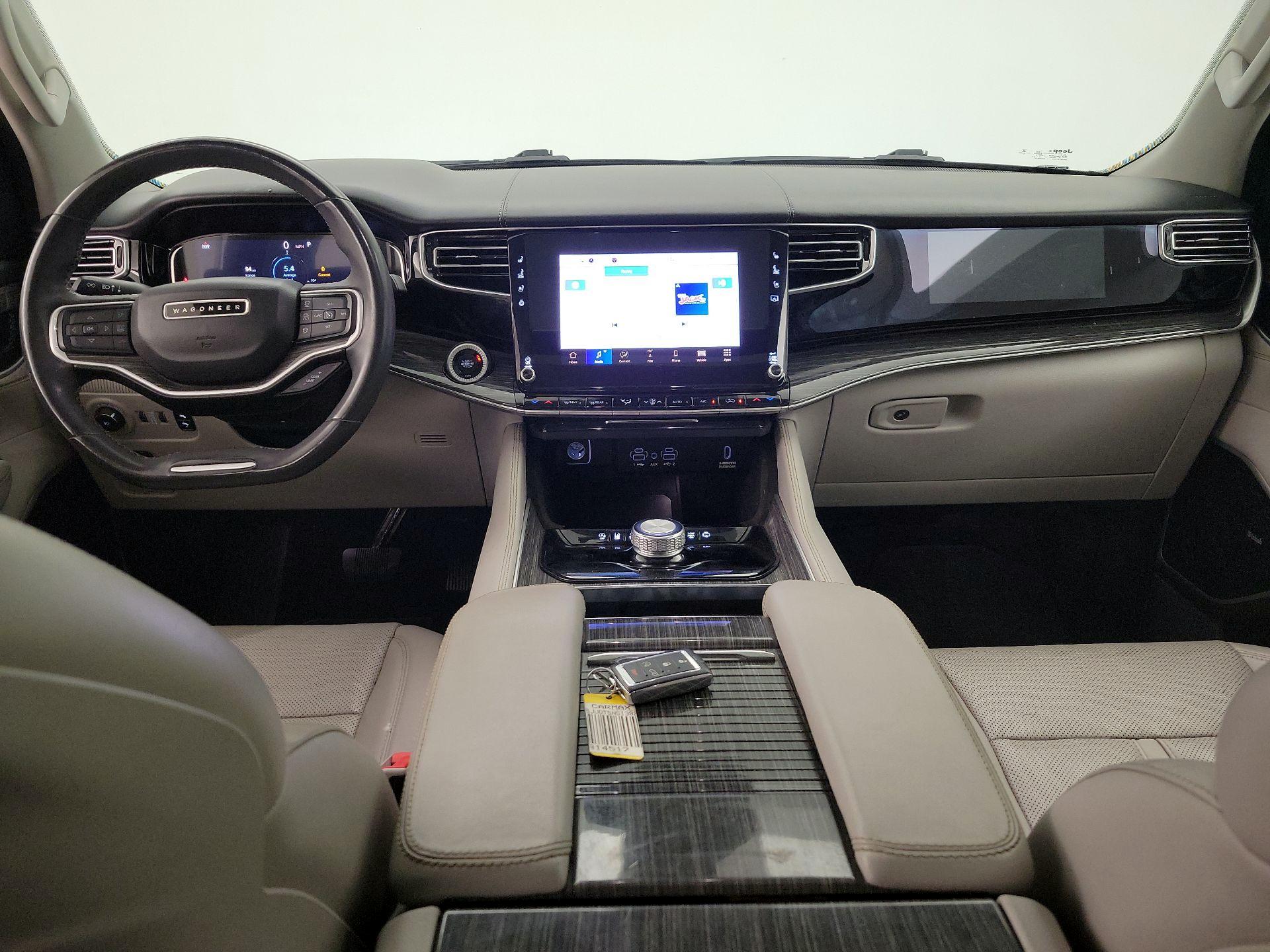 Thumbnail: 2022 Jeep Wagoneer - 9