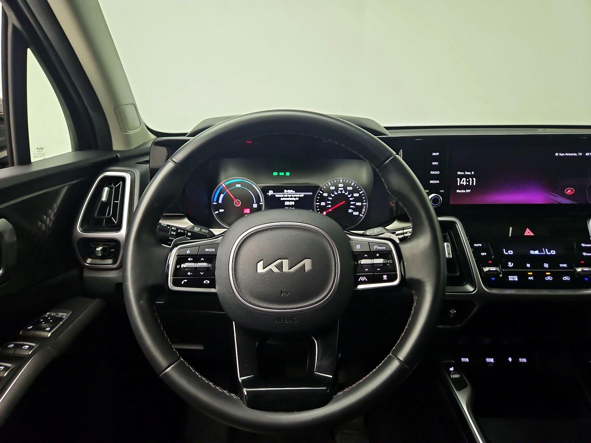 Thumbnail: 2024 Kia Sorento - 10