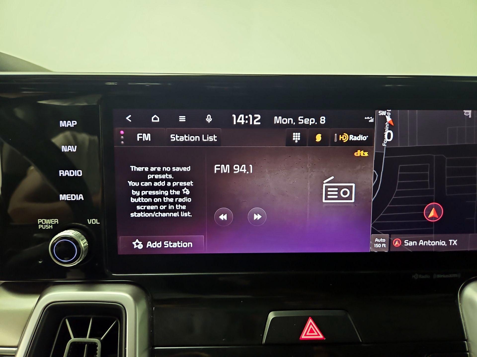 Thumbnail: 2024 Kia Sorento - 16