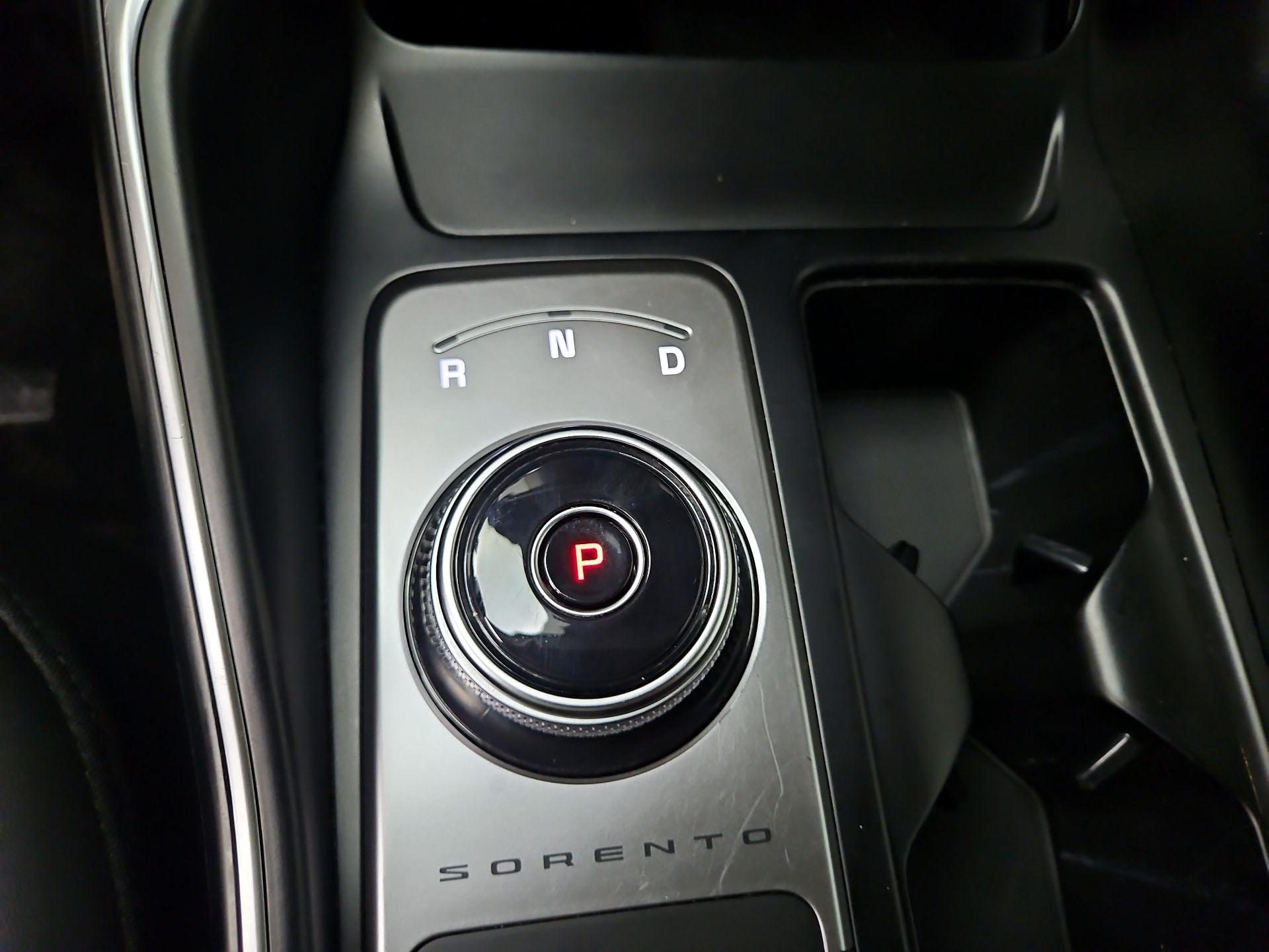 Thumbnail: 2024 Kia Sorento - 18