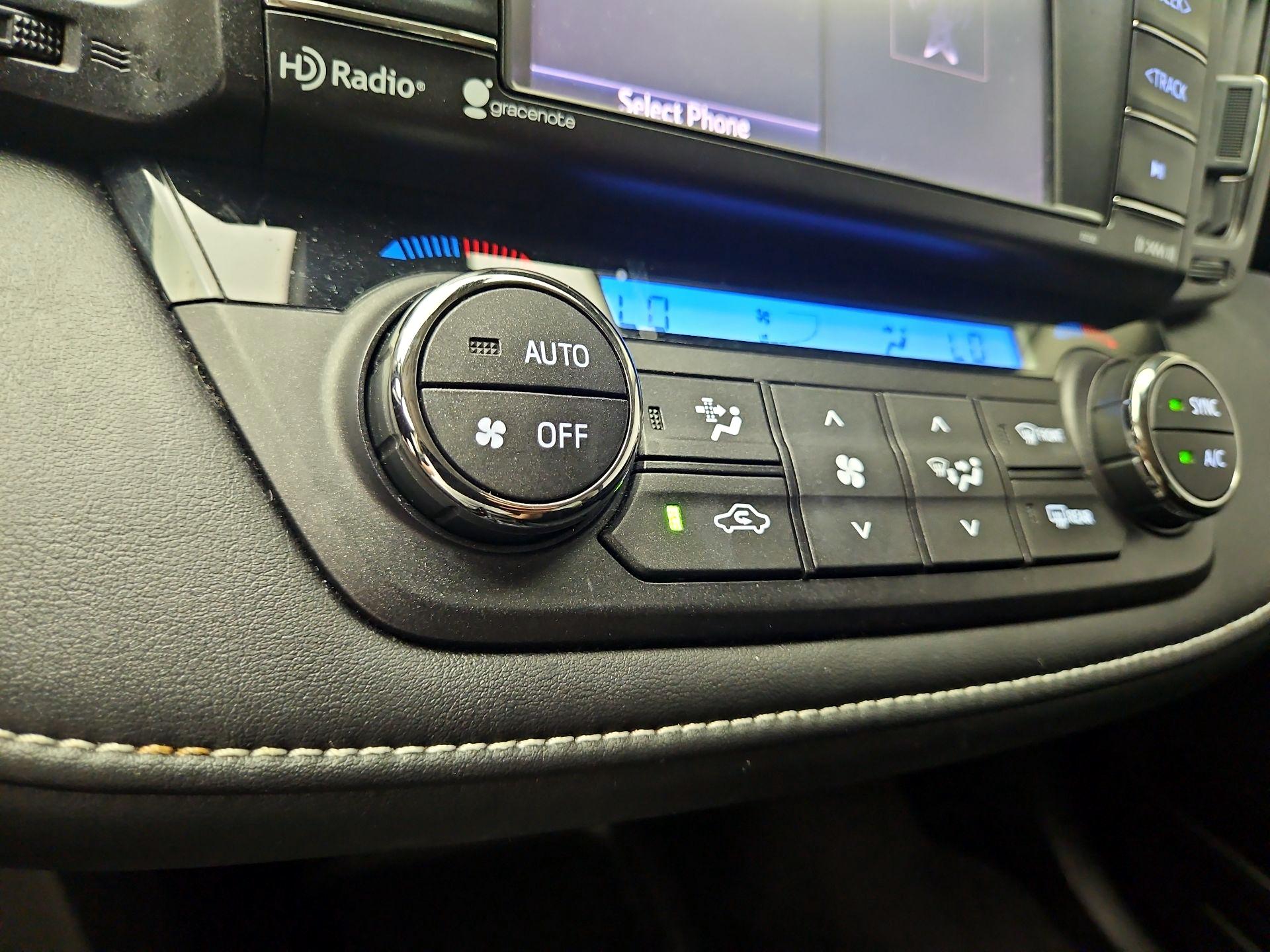 Thumbnail: 2017 Toyota RAV4 - 16