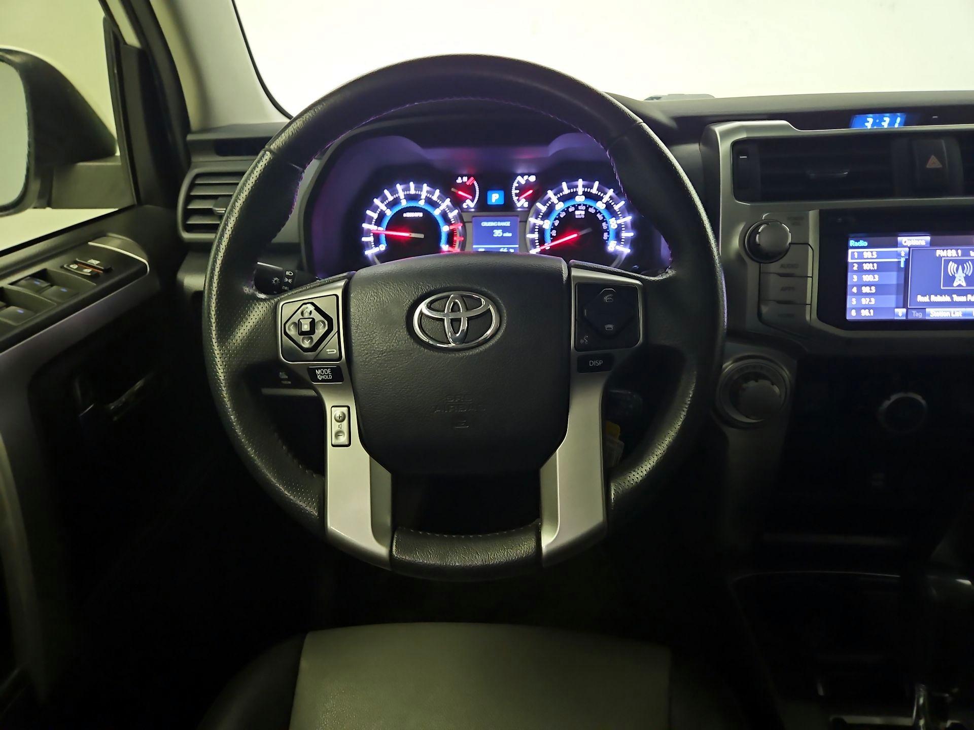 Thumbnail: 2019 Toyota 4Runner - 10