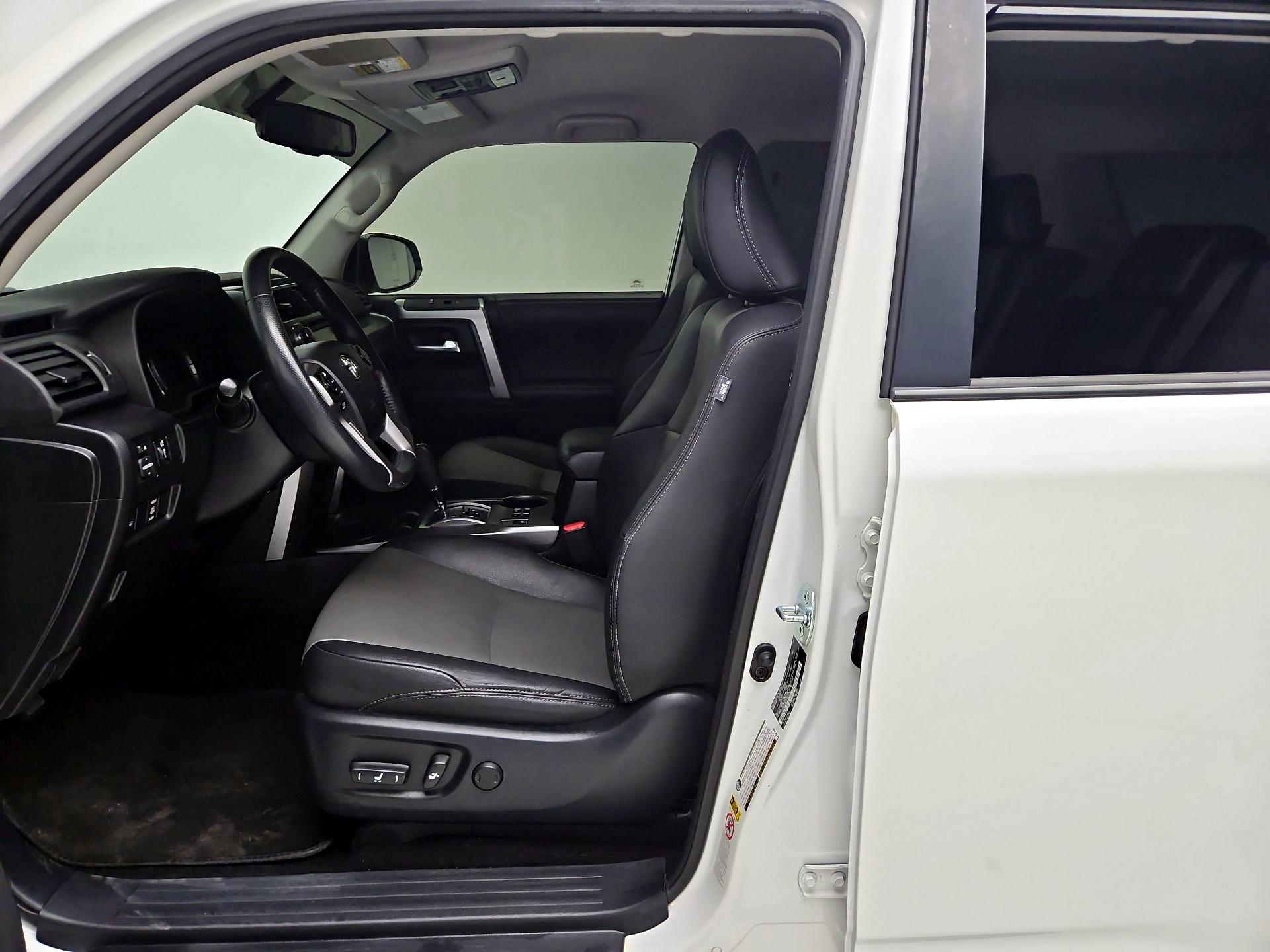 Thumbnail: 2019 Toyota 4Runner - 11