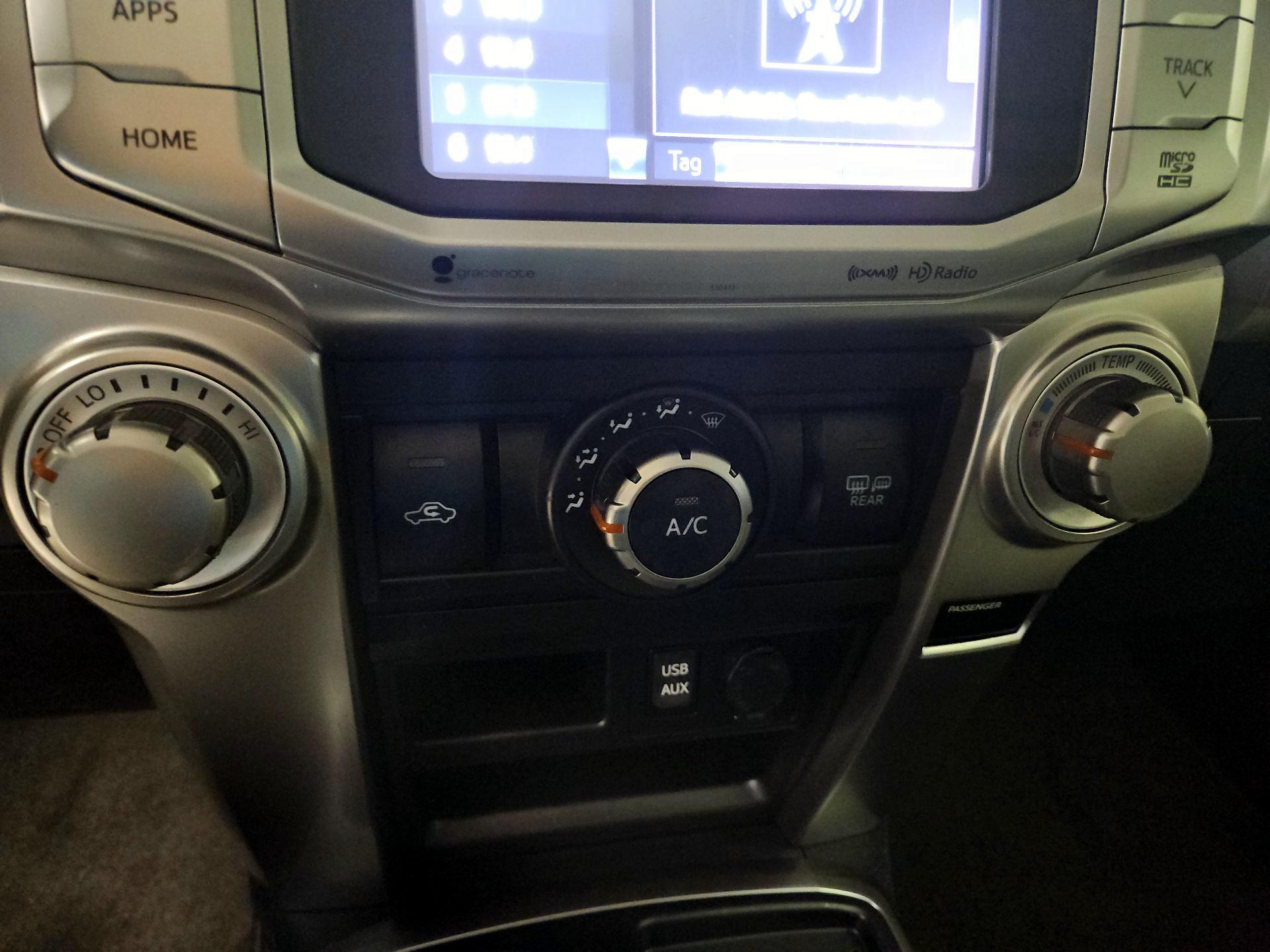 Thumbnail: 2019 Toyota 4Runner - 16