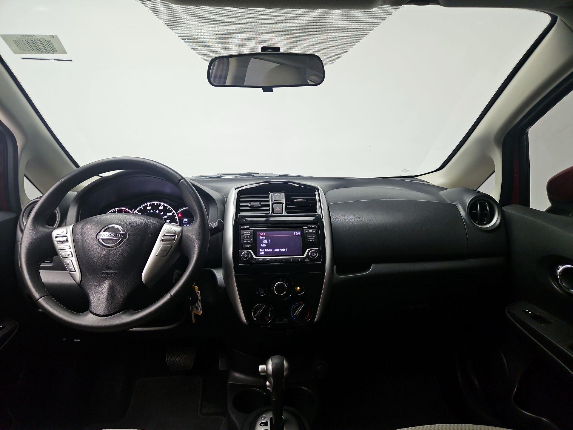 Thumbnail: 2017 Nissan Versa Note - 9