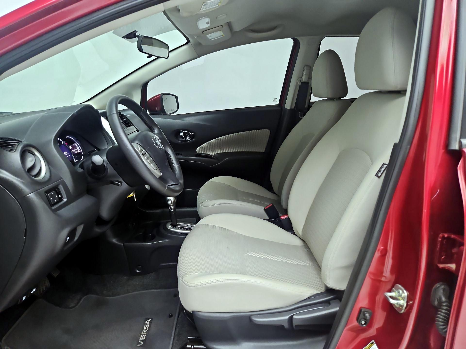 Thumbnail: 2017 Nissan Versa Note - 11