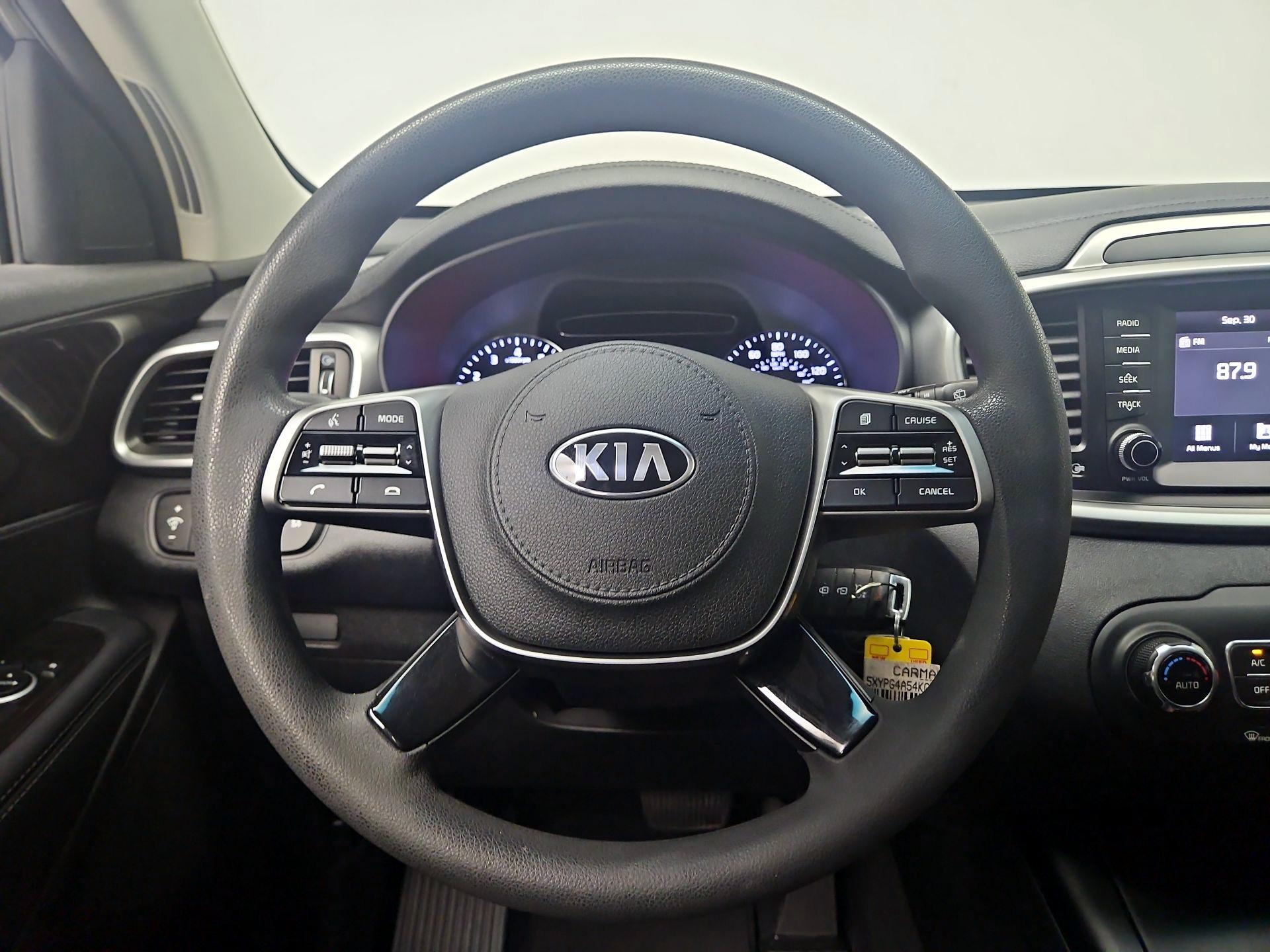 Thumbnail: 2019 Kia Sorento - 10