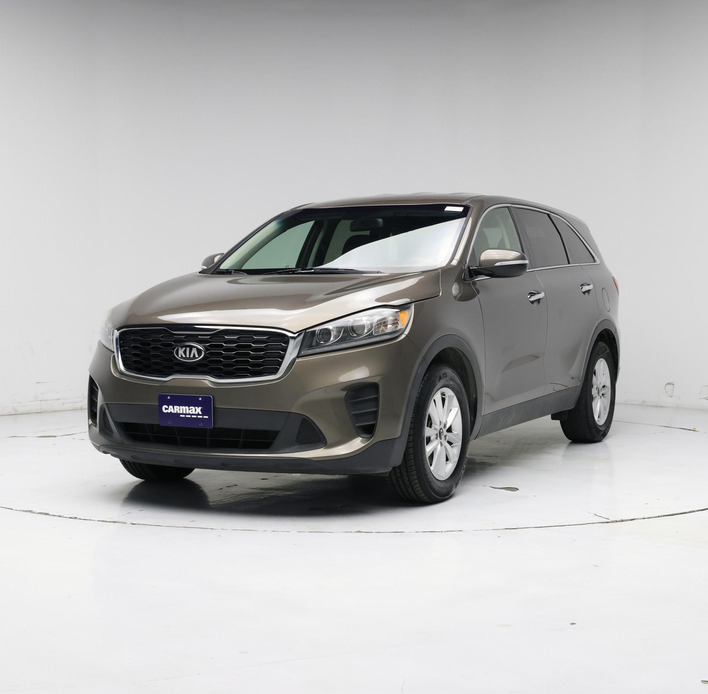 Thumbnail: 2019 Kia Sorento - 4