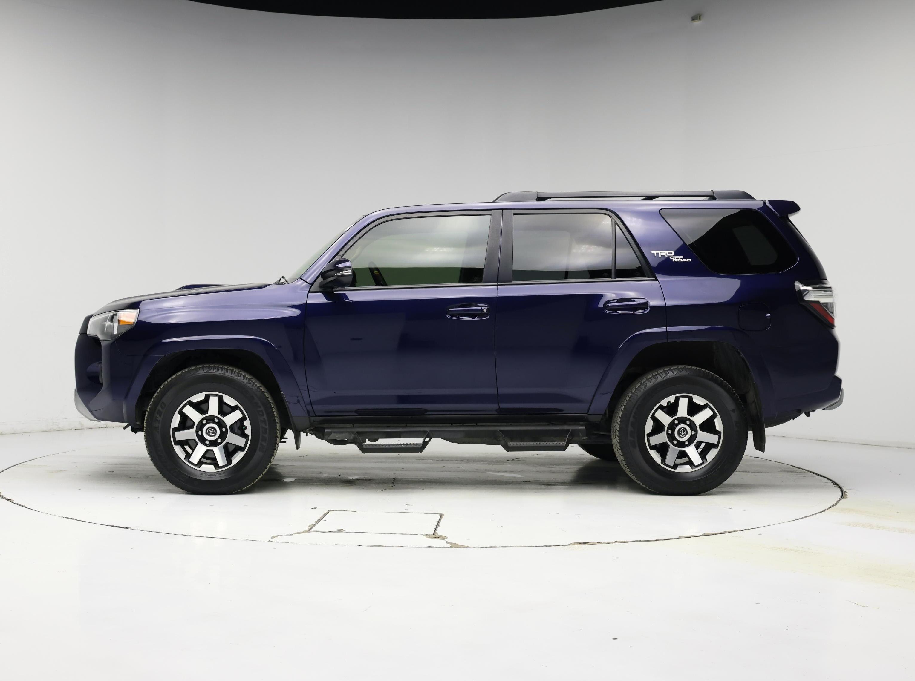 Thumbnail: 2021 Toyota 4Runner - 3