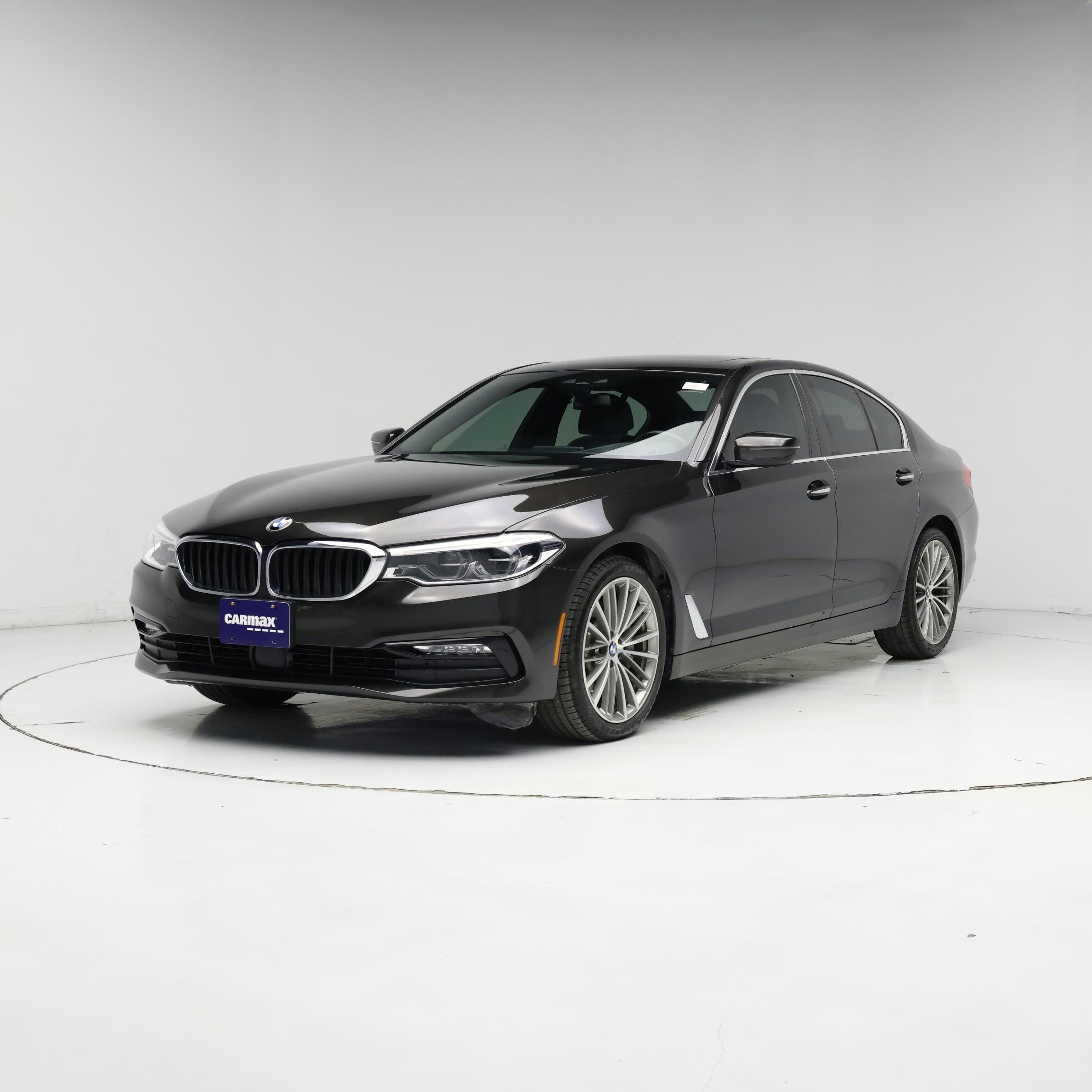 Thumbnail: 2018 BMW 5 Series - 4