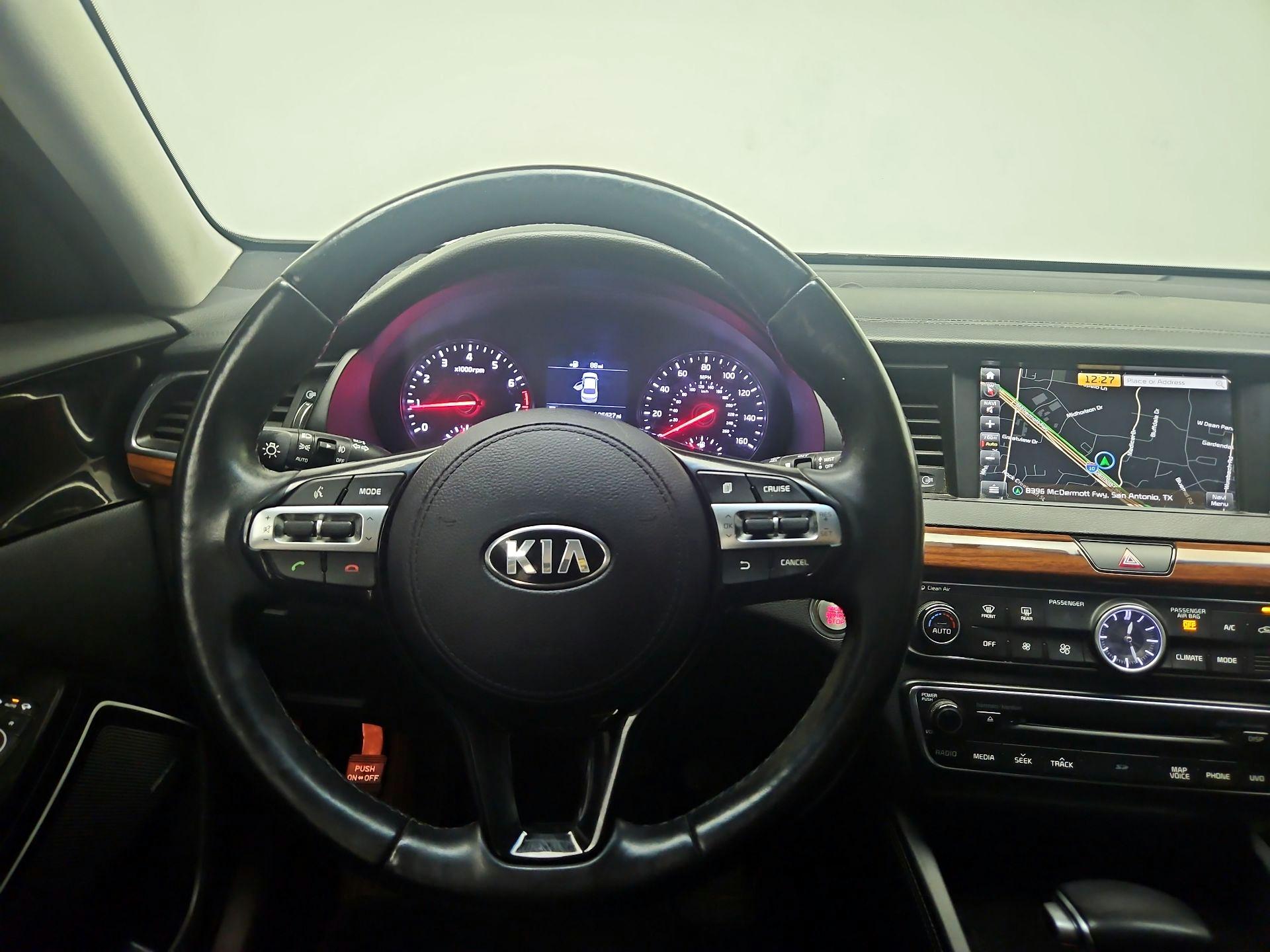 Thumbnail: 2017 Kia Cadenza - 10