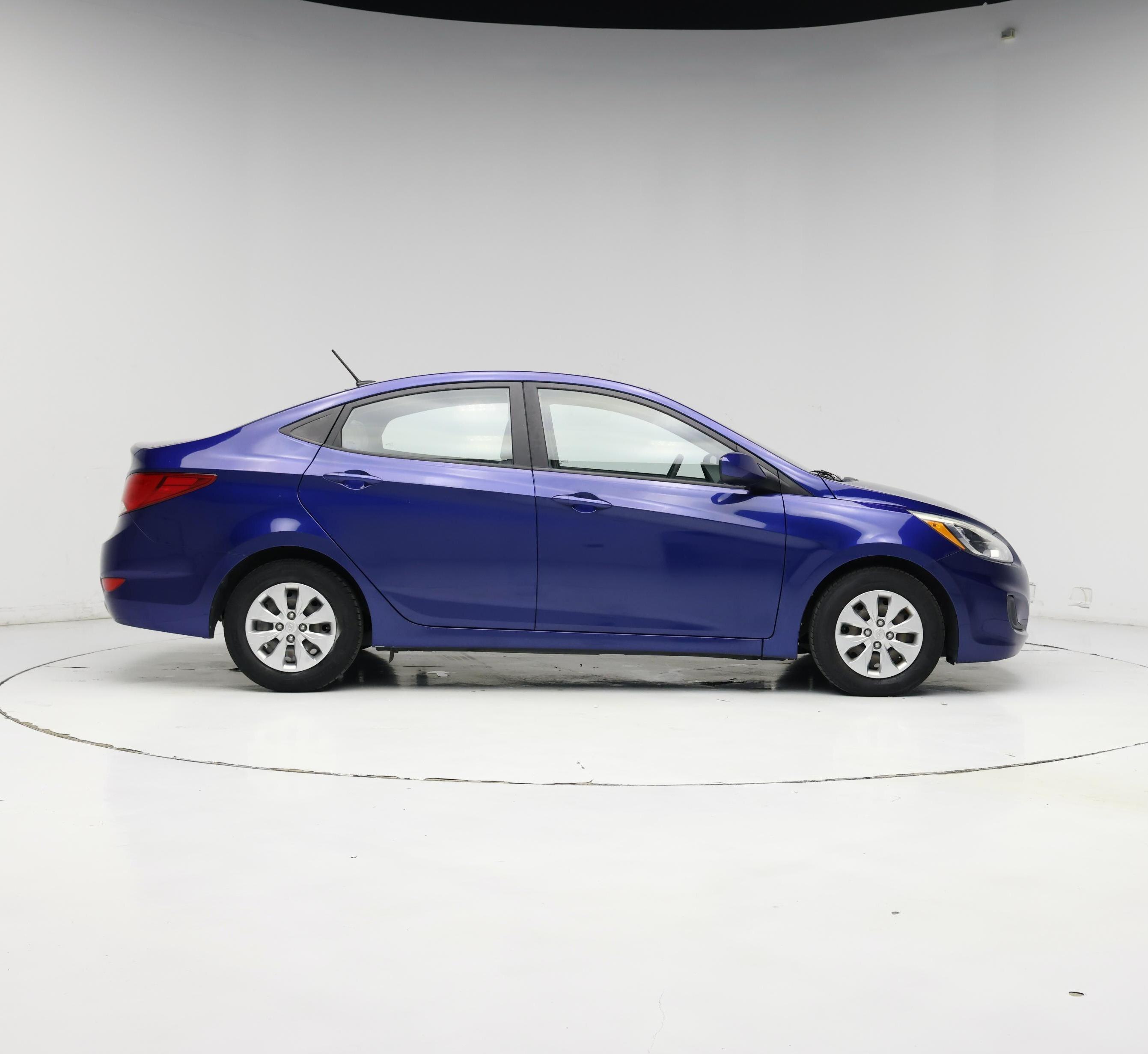 Thumbnail: 2016 Hyundai Accent - 7
