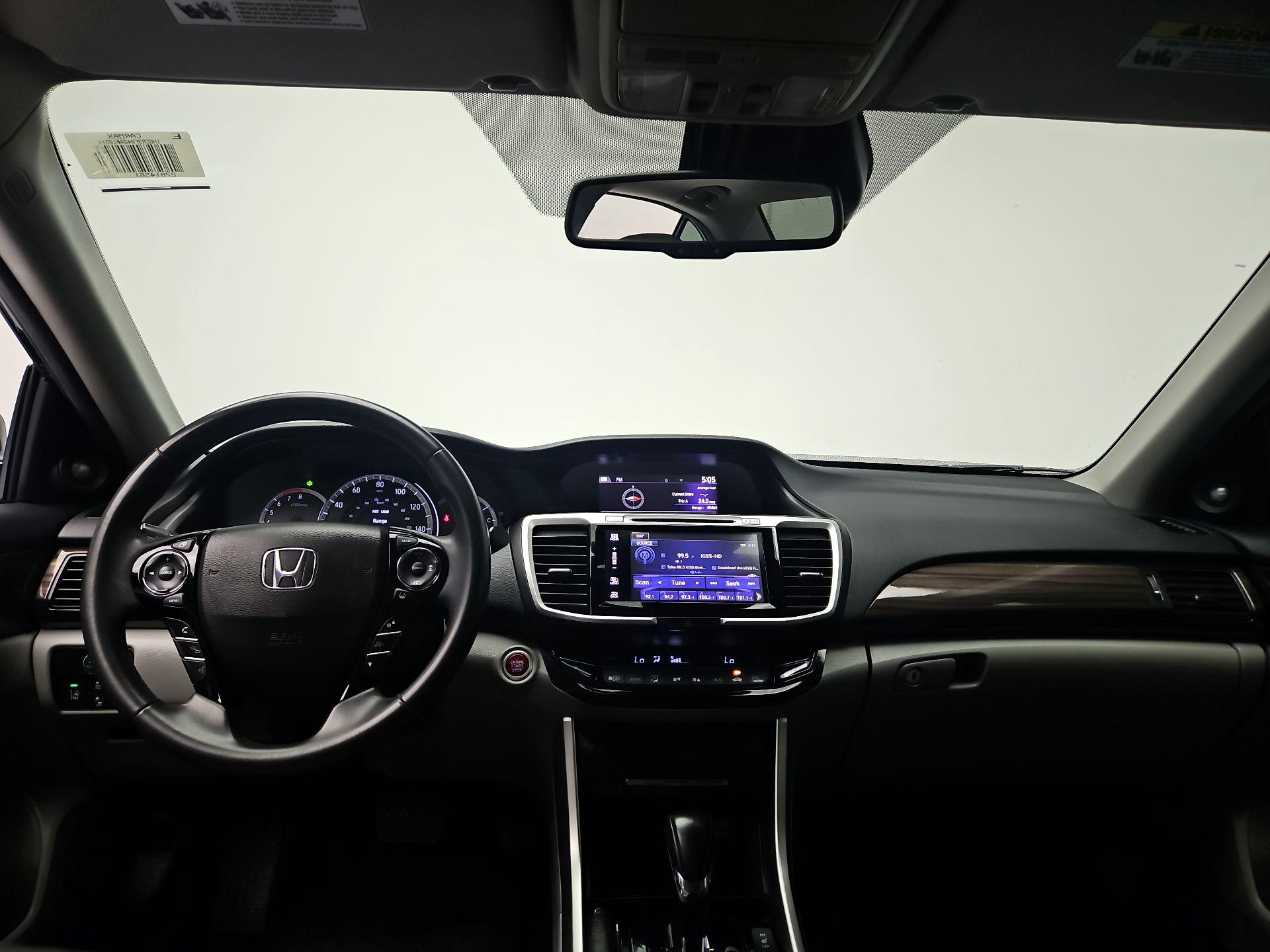 Thumbnail: 2016 Honda Accord - 9