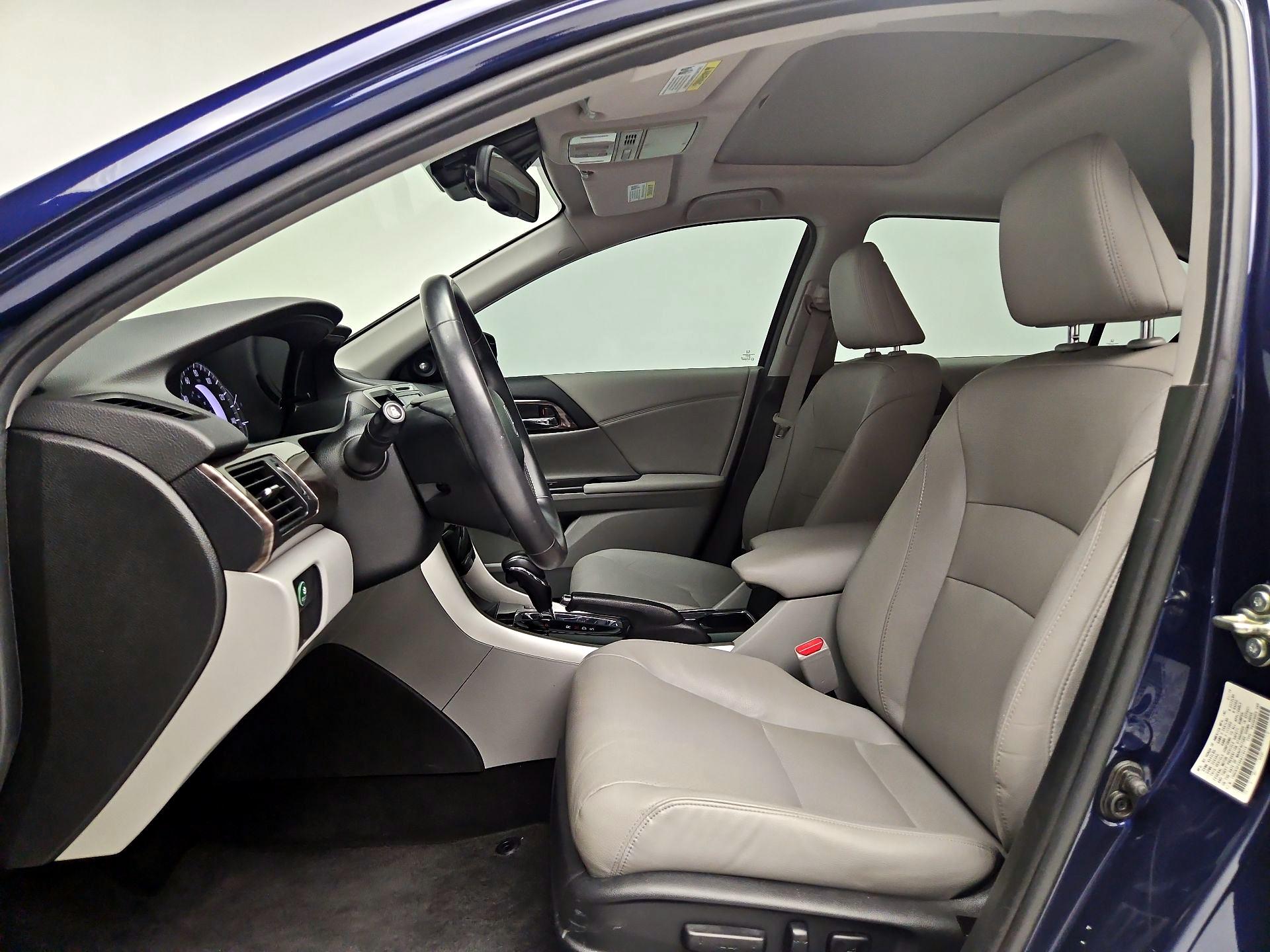 Thumbnail: 2016 Honda Accord - 11