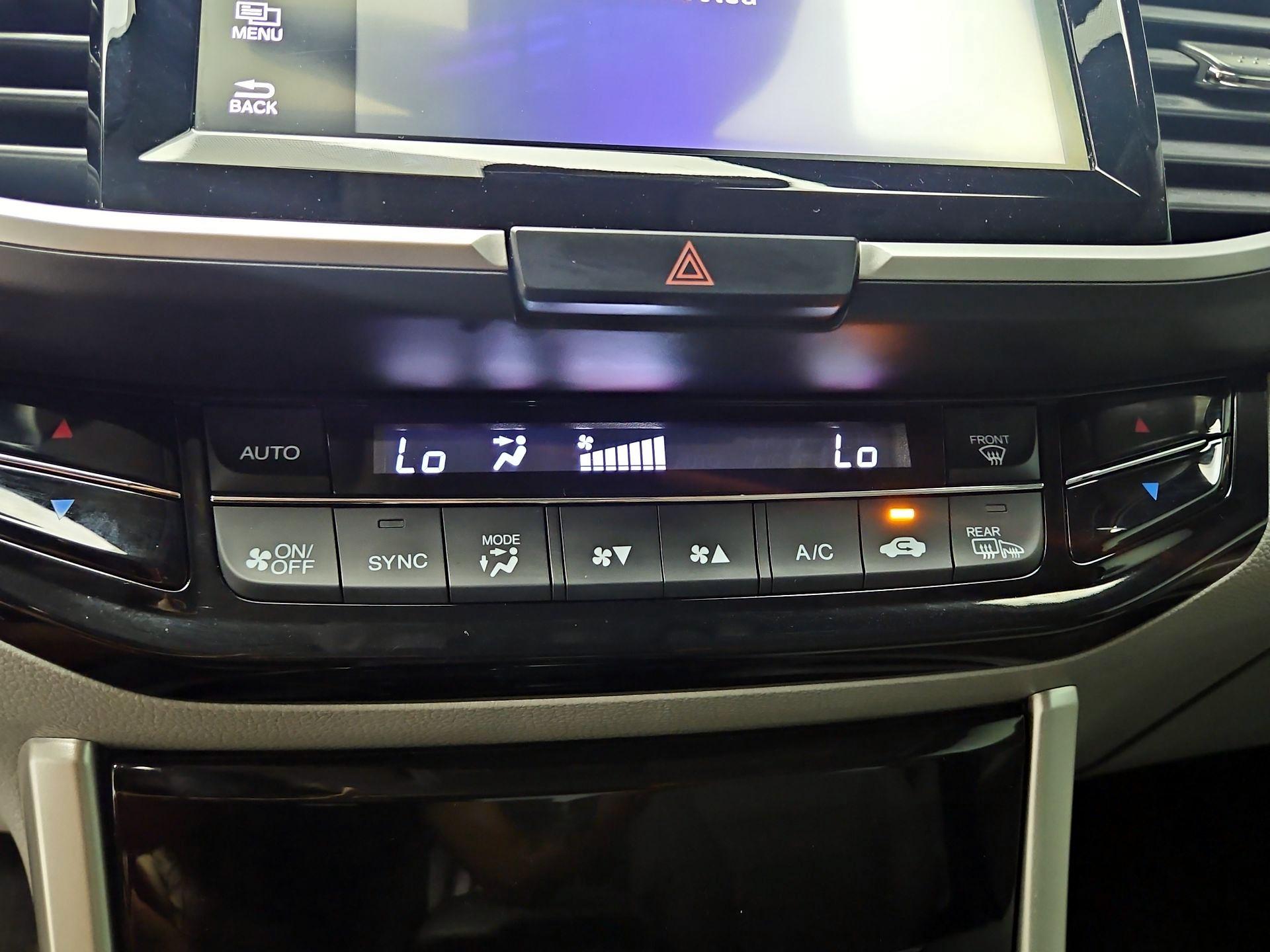 Thumbnail: 2016 Honda Accord - 17