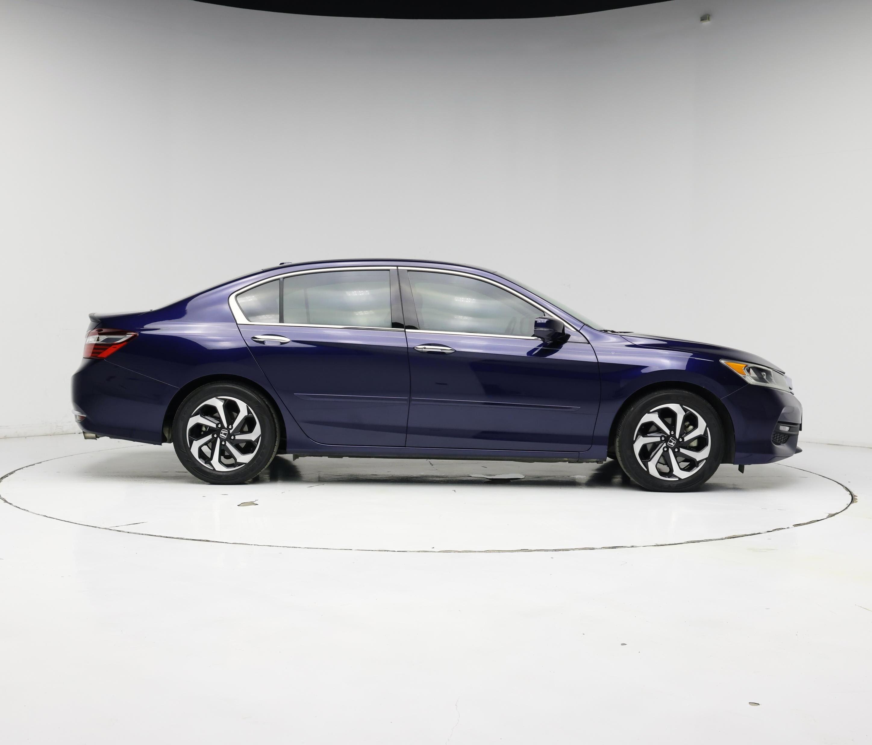 Thumbnail: 2016 Honda Accord - 7
