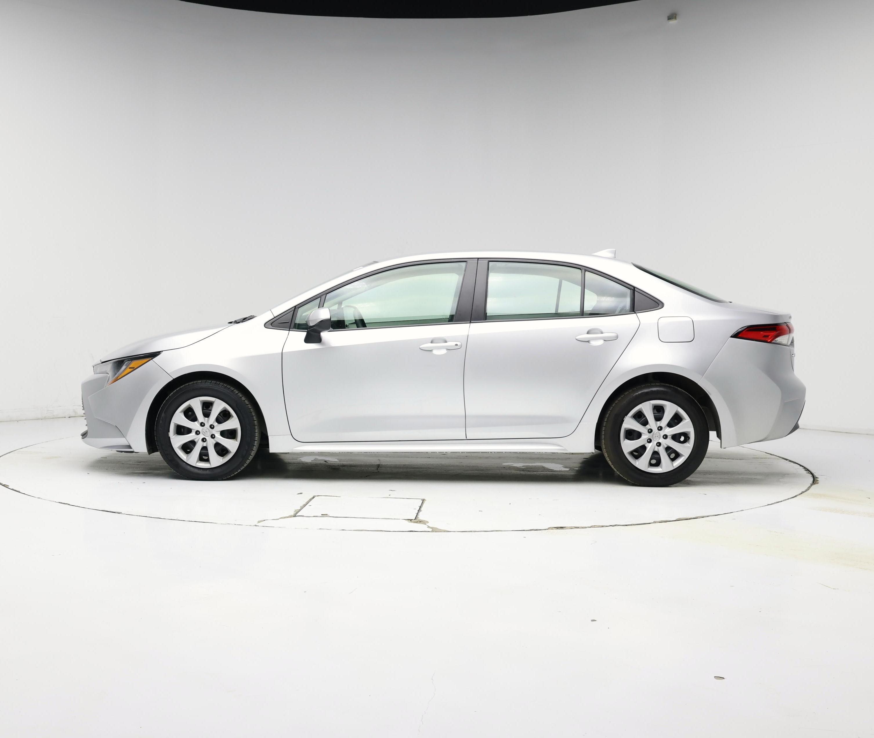 Thumbnail: 2024 Toyota Corolla - 3