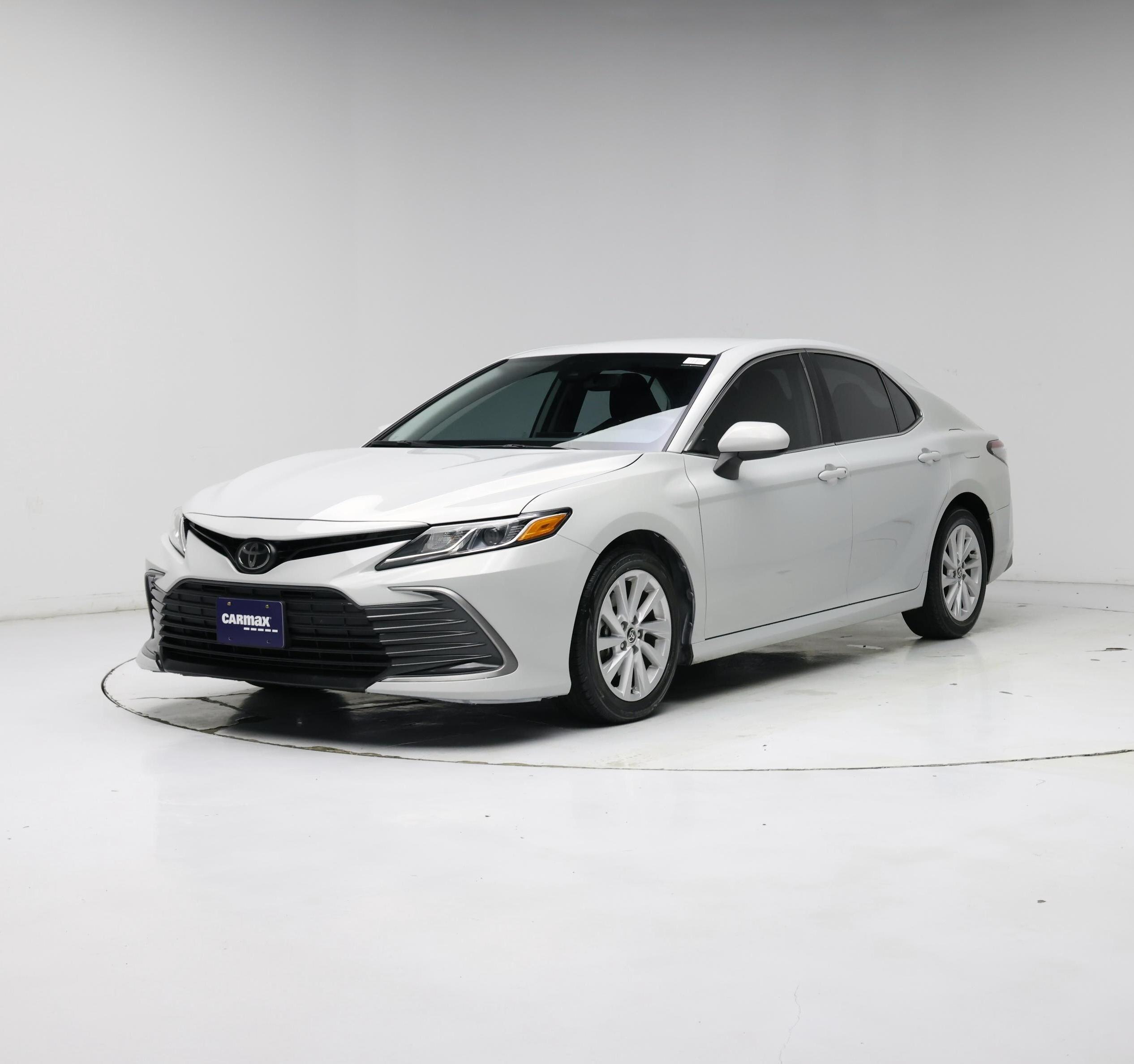 Thumbnail: 2022 Toyota Camry - 4