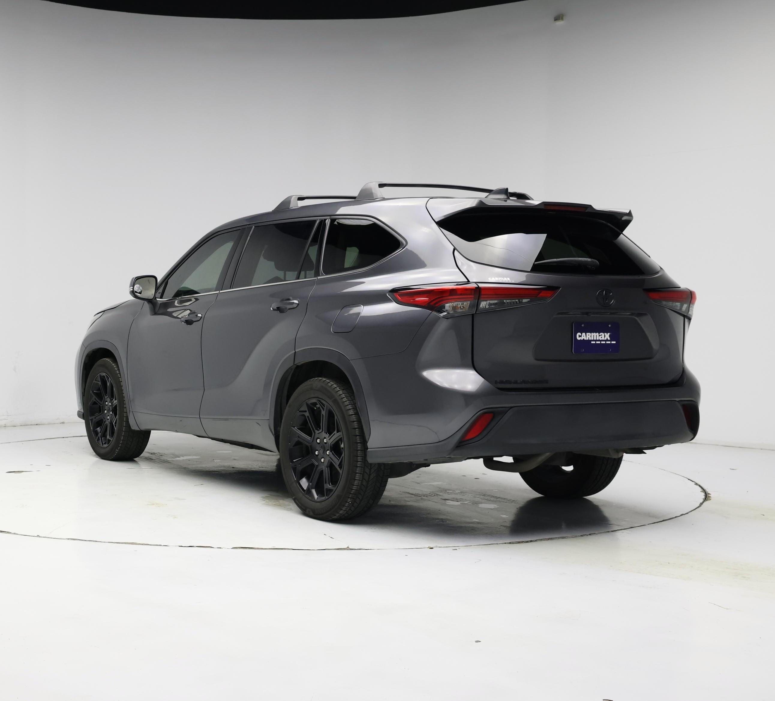 Thumbnail: 2022 Toyota Highlander - 2