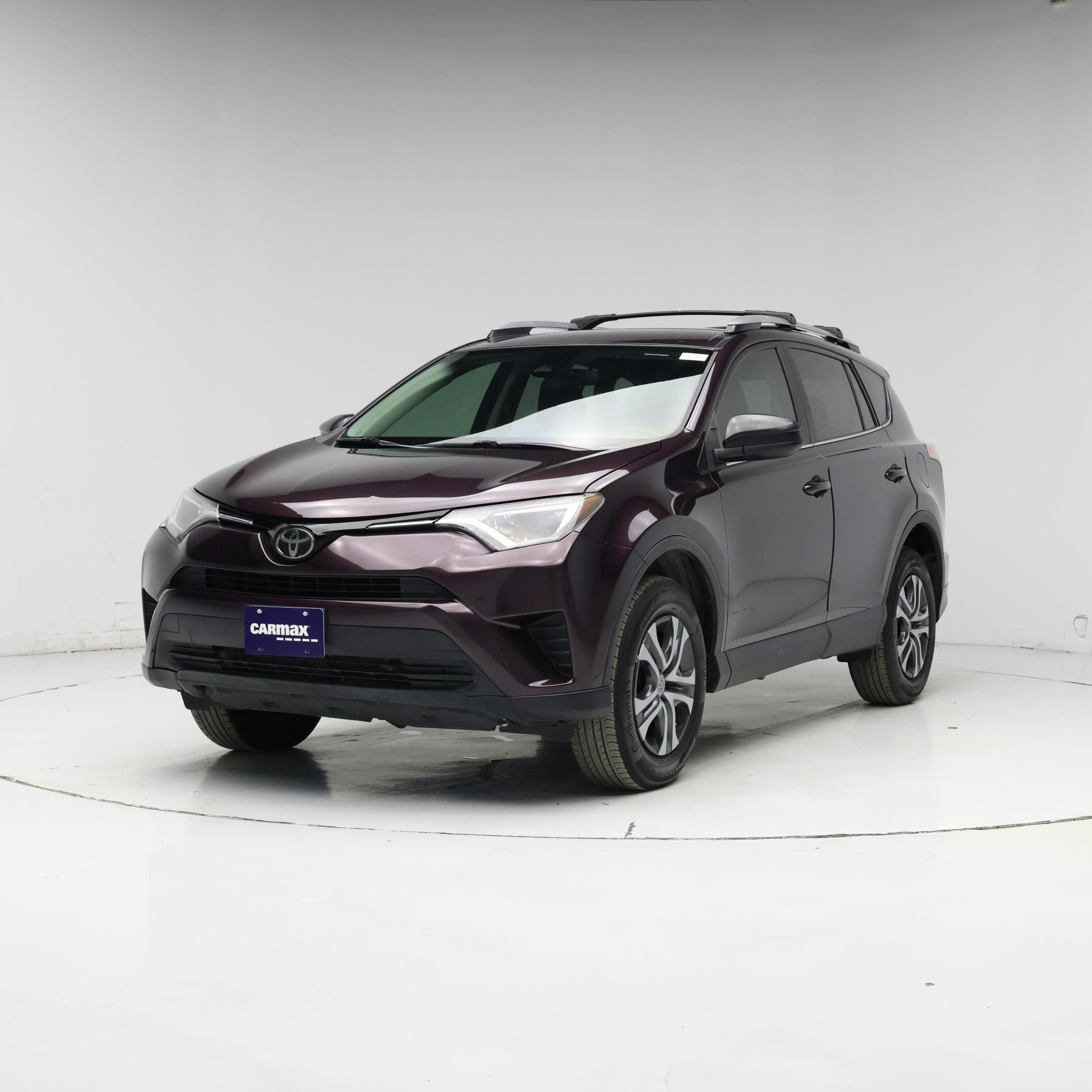 Thumbnail: 2017 Toyota RAV4 - 4