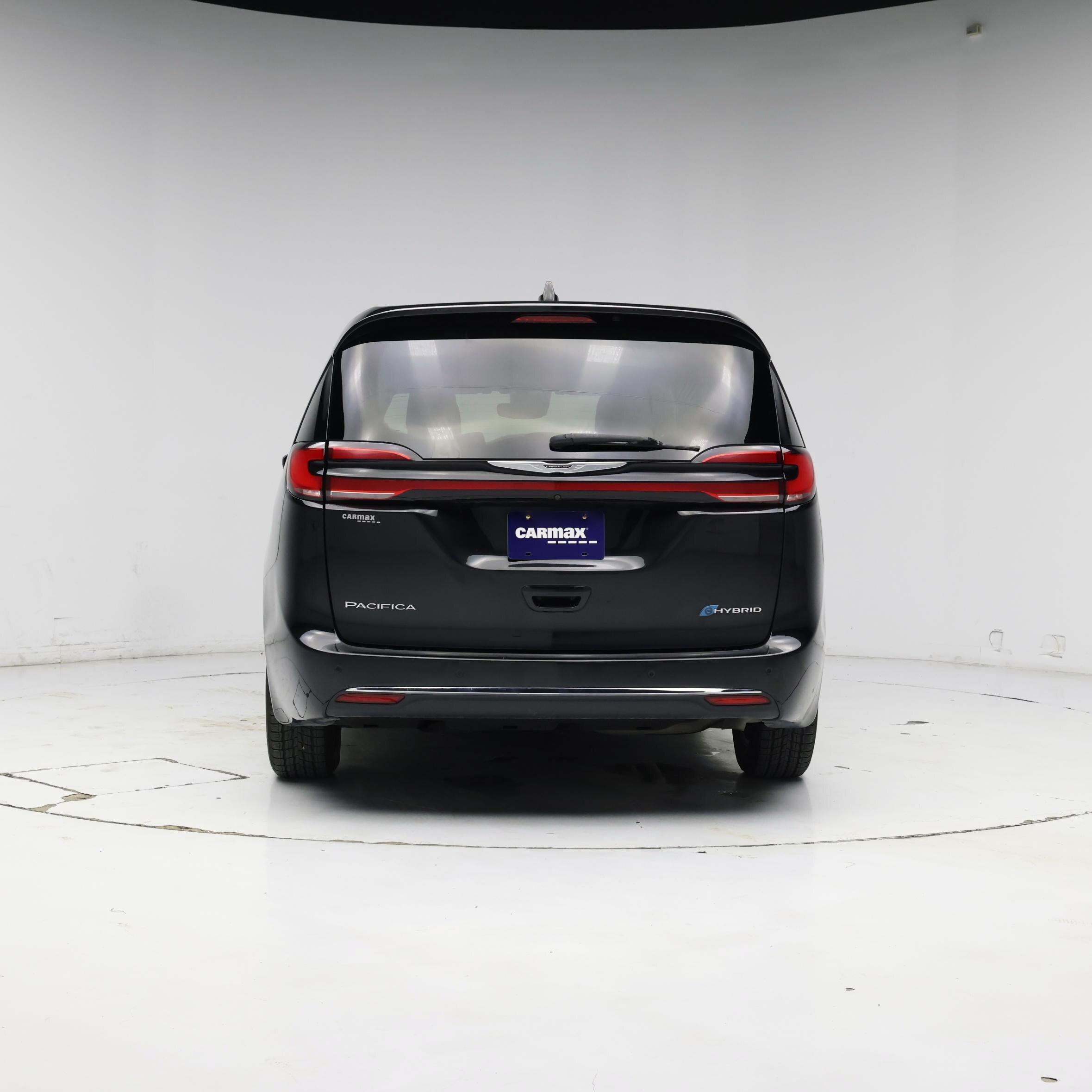 Thumbnail: 2022 Chrysler Pacifica - 6