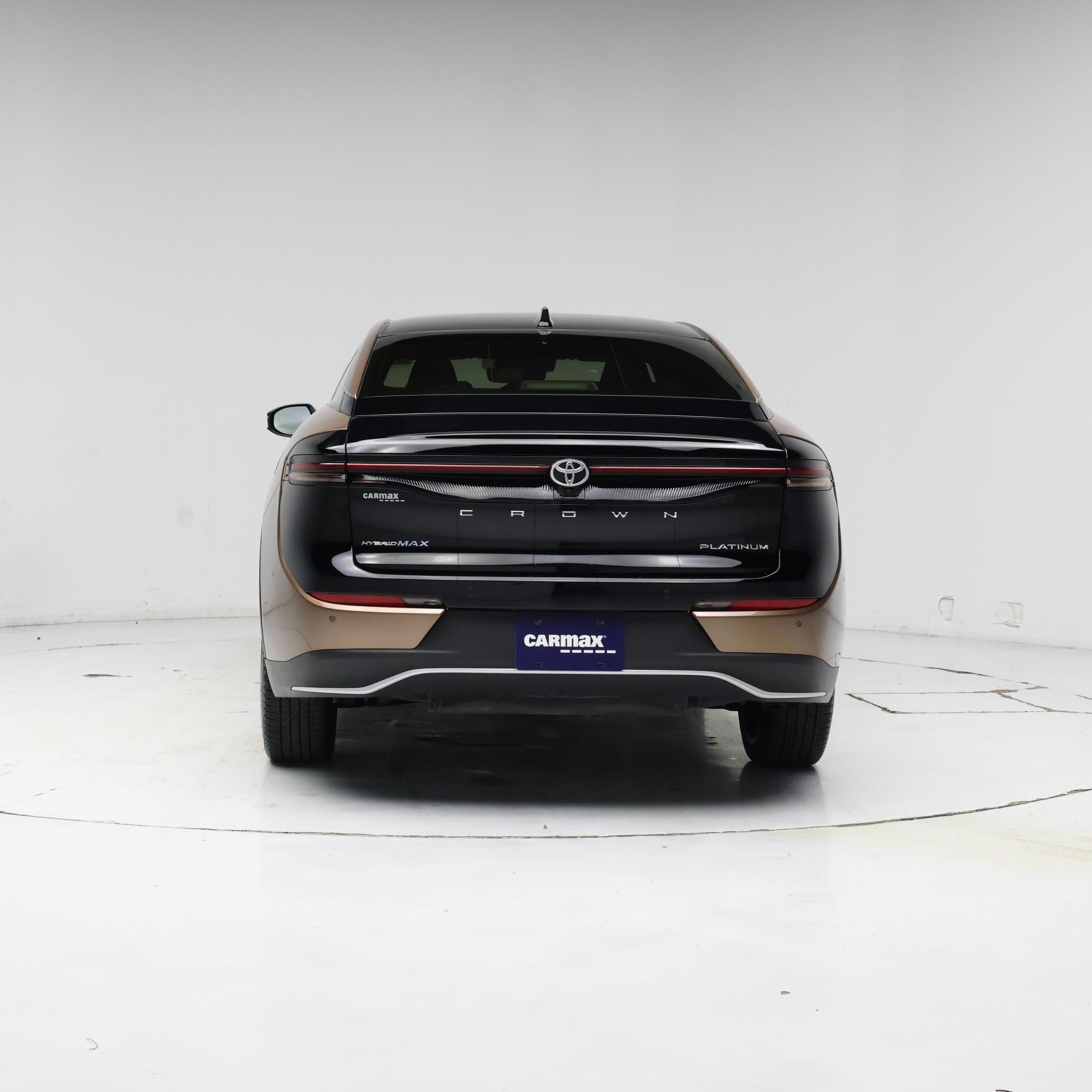 Thumbnail: 2023 Toyota Crown - 6
